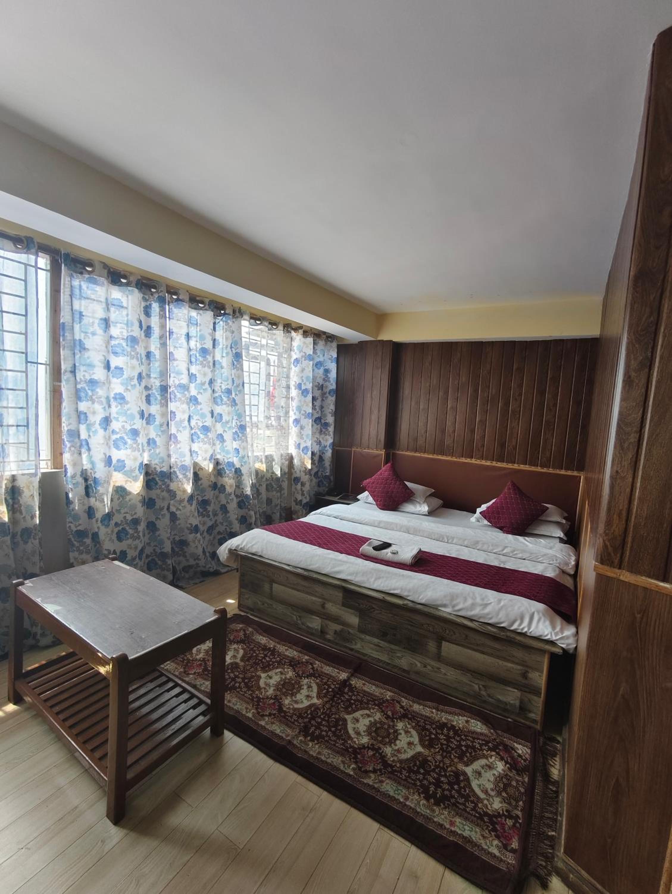 Double Room With Mountain View