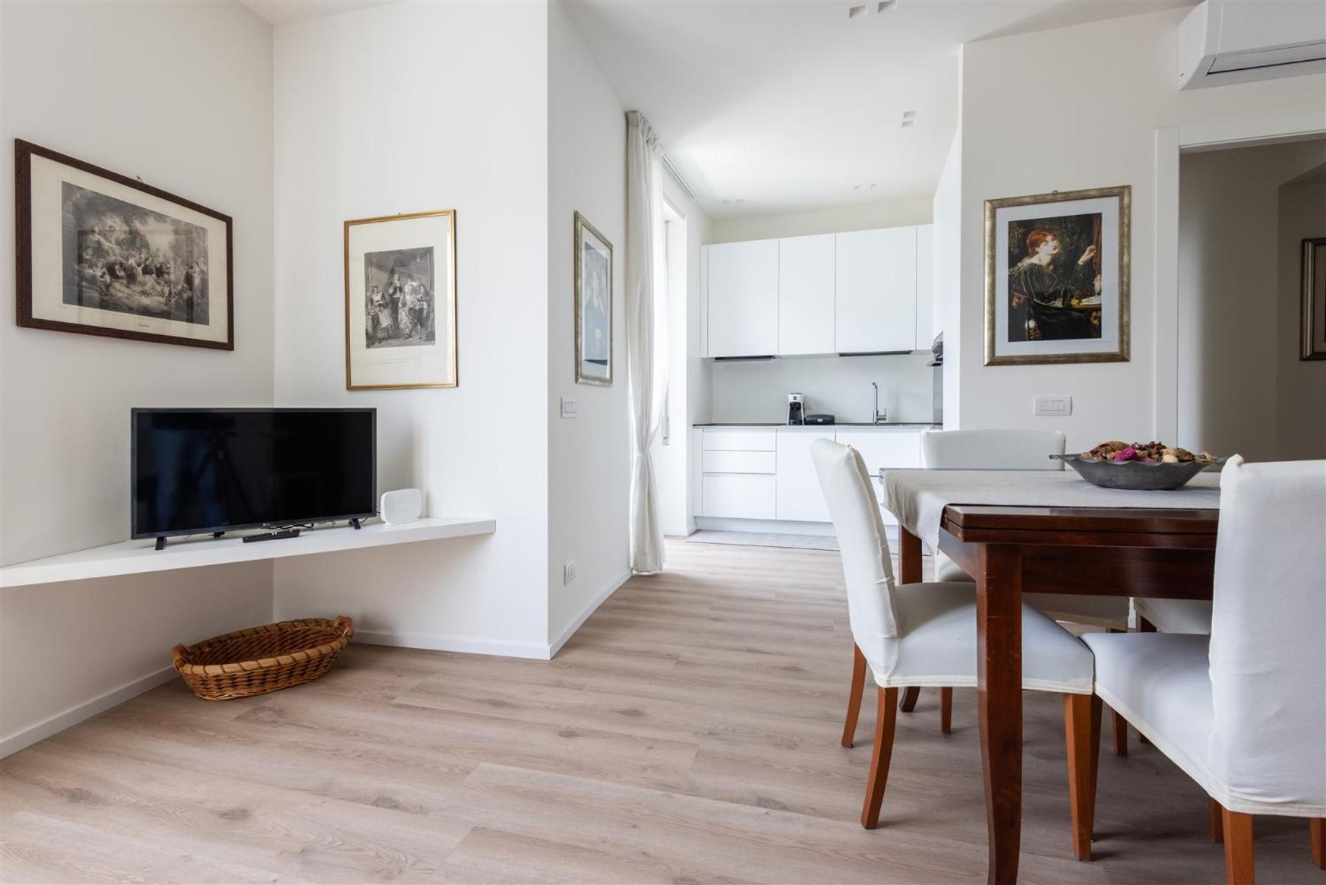 Three-Bedroom Premium Apartment photo 2
