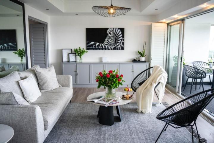 Family Two-Bedroom Apartment with View photo 1