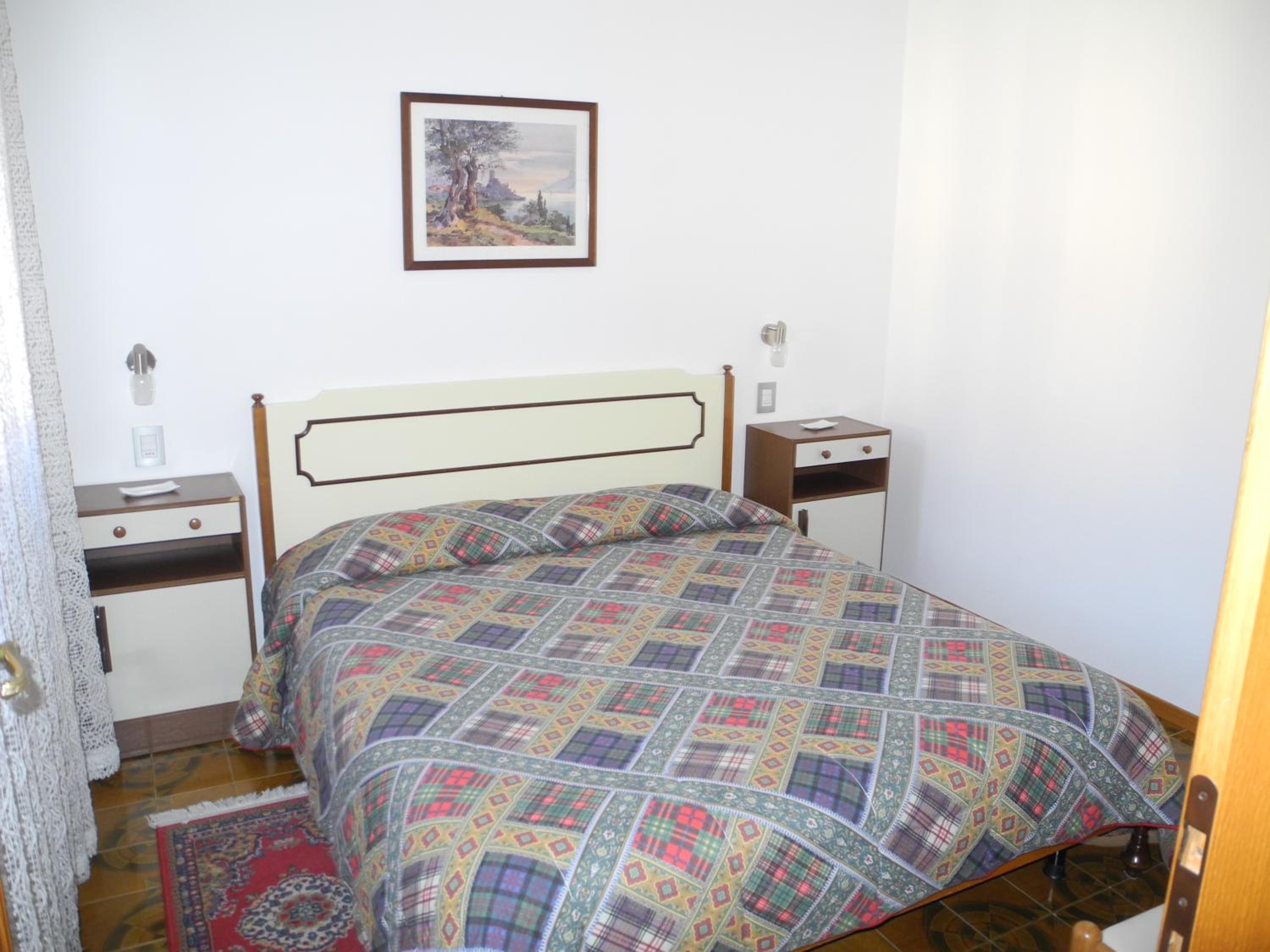 Two-Bedroom Apartment with Lake View photo 3