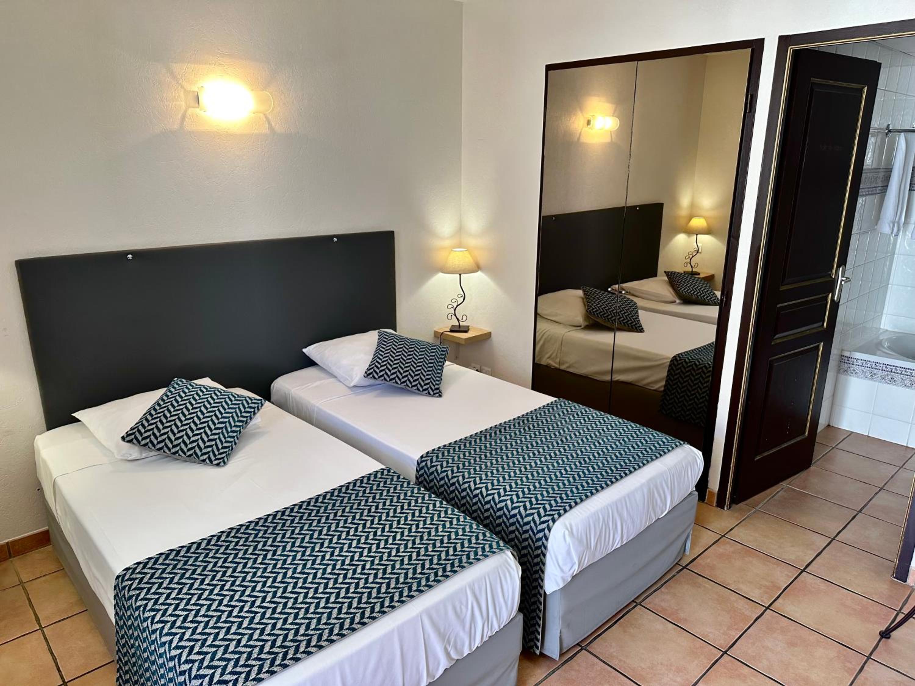 Chambre Privilege Plus - Lits Jumeaux - Vue Patio - Photo 1