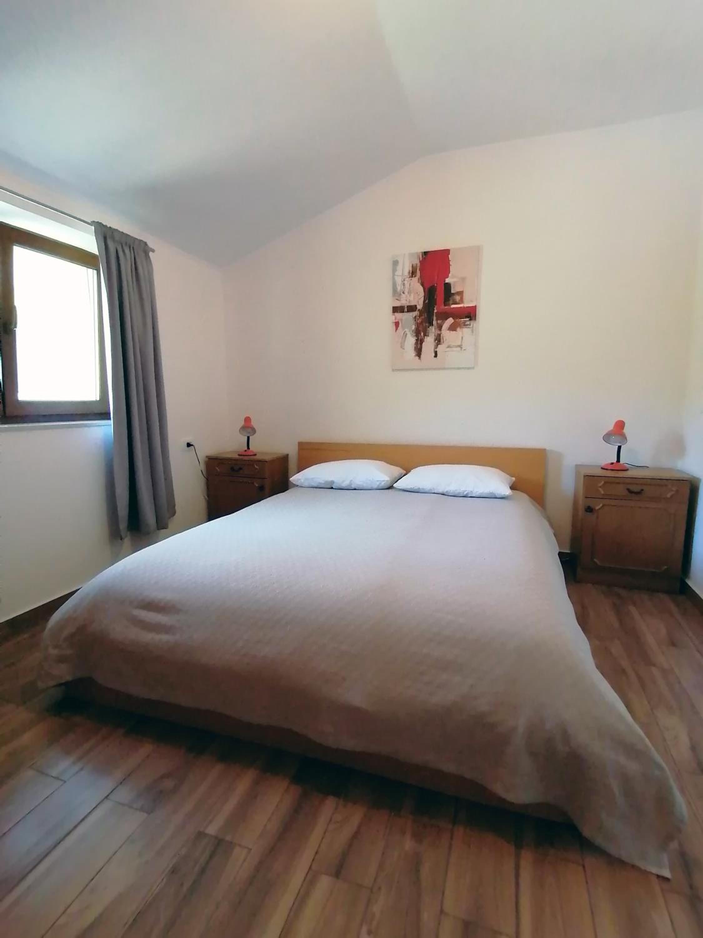 One-Bedroom Apartment with Terrace photo 1