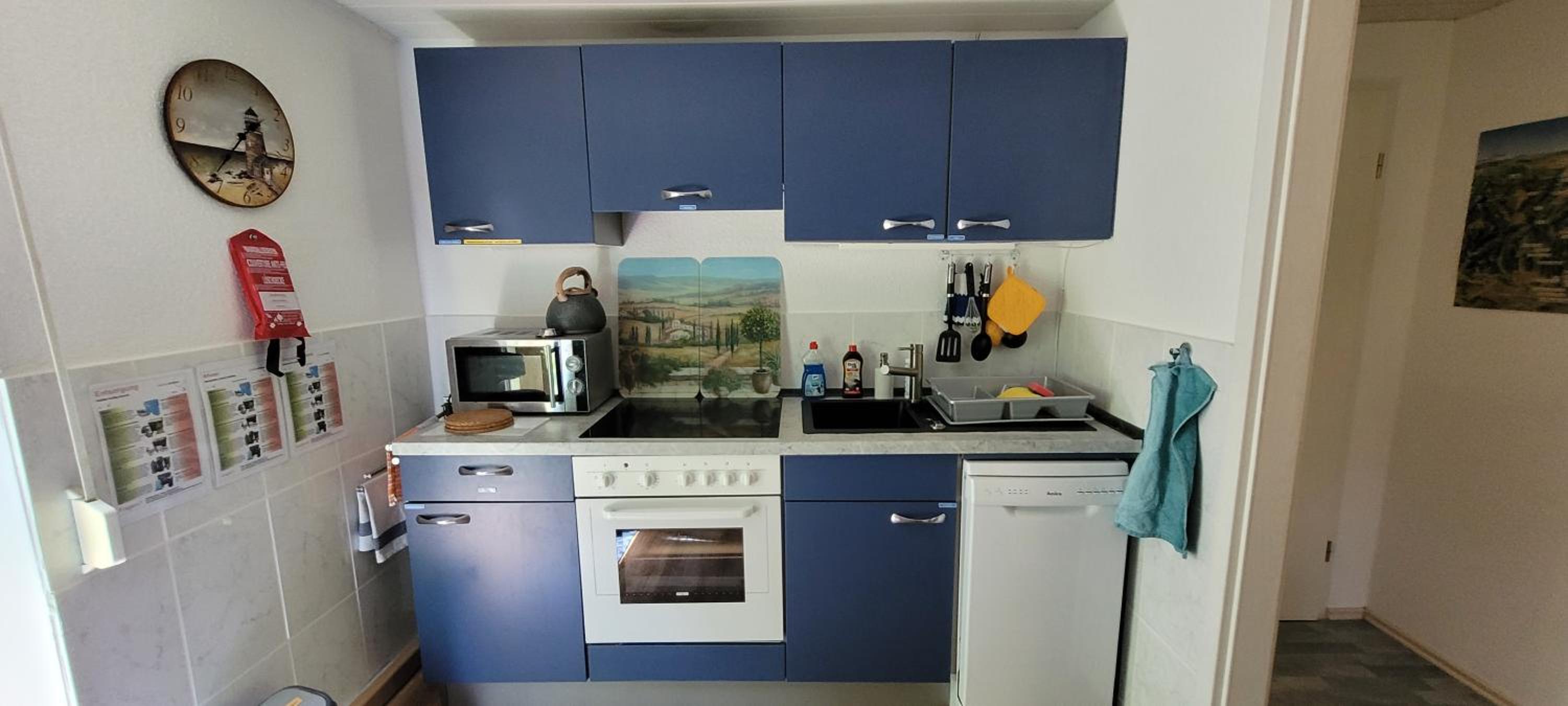 Apartment with Mountain View - Photo 18