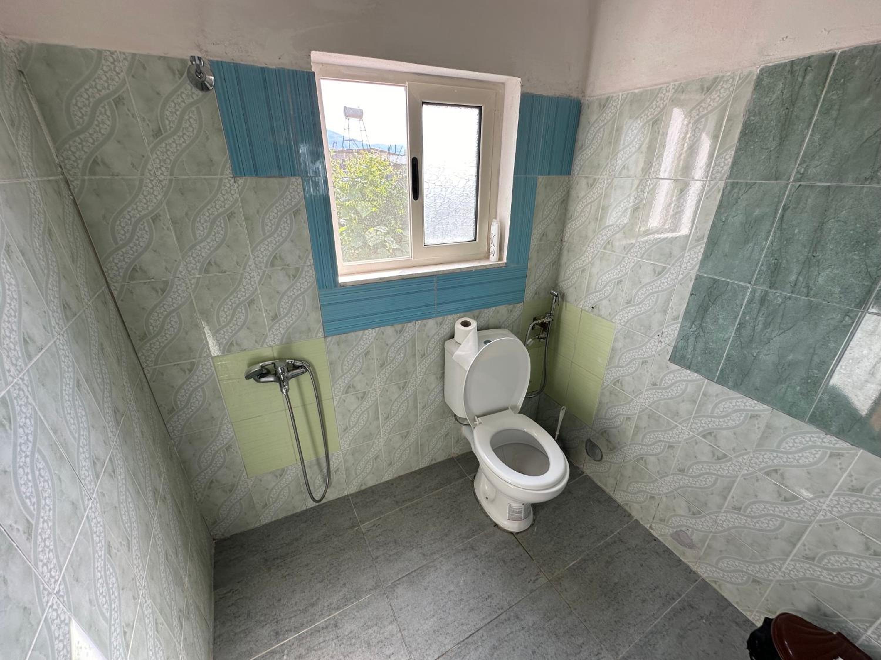 Quadruple Room with Private Bathroom photo 2
