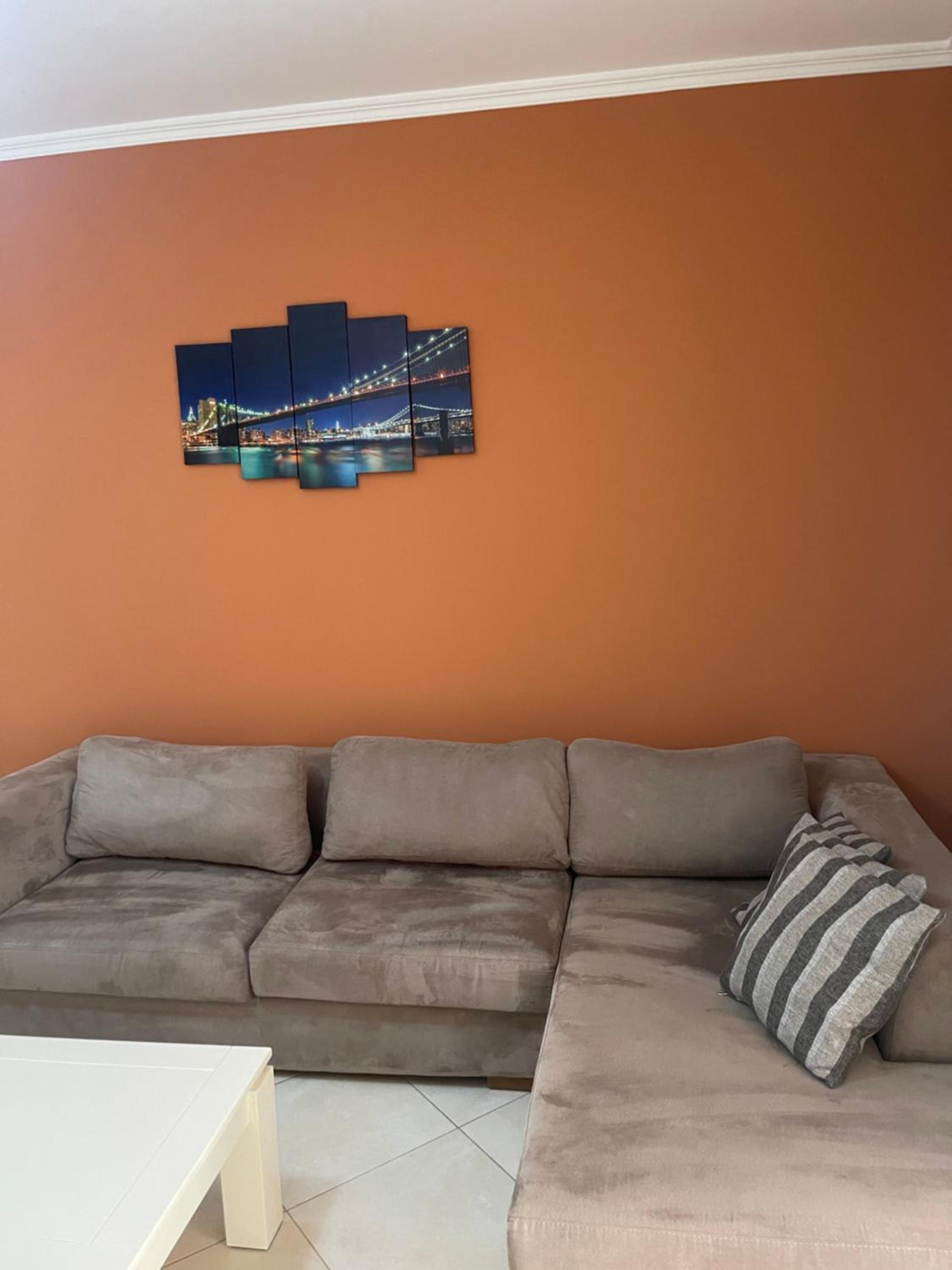 One-Bedroom Deluxe Apartment