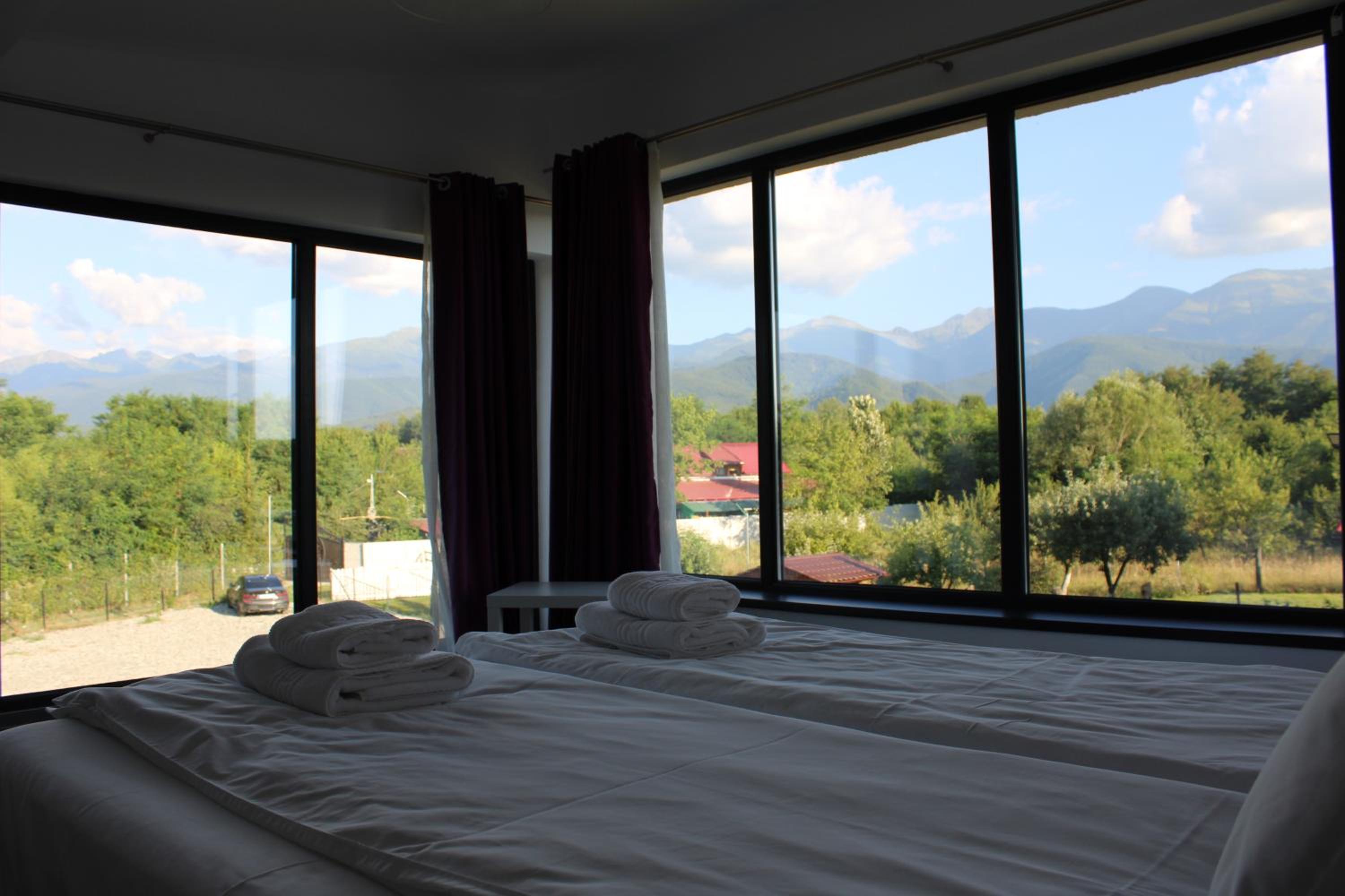 Deluxe Queen Room photo 2