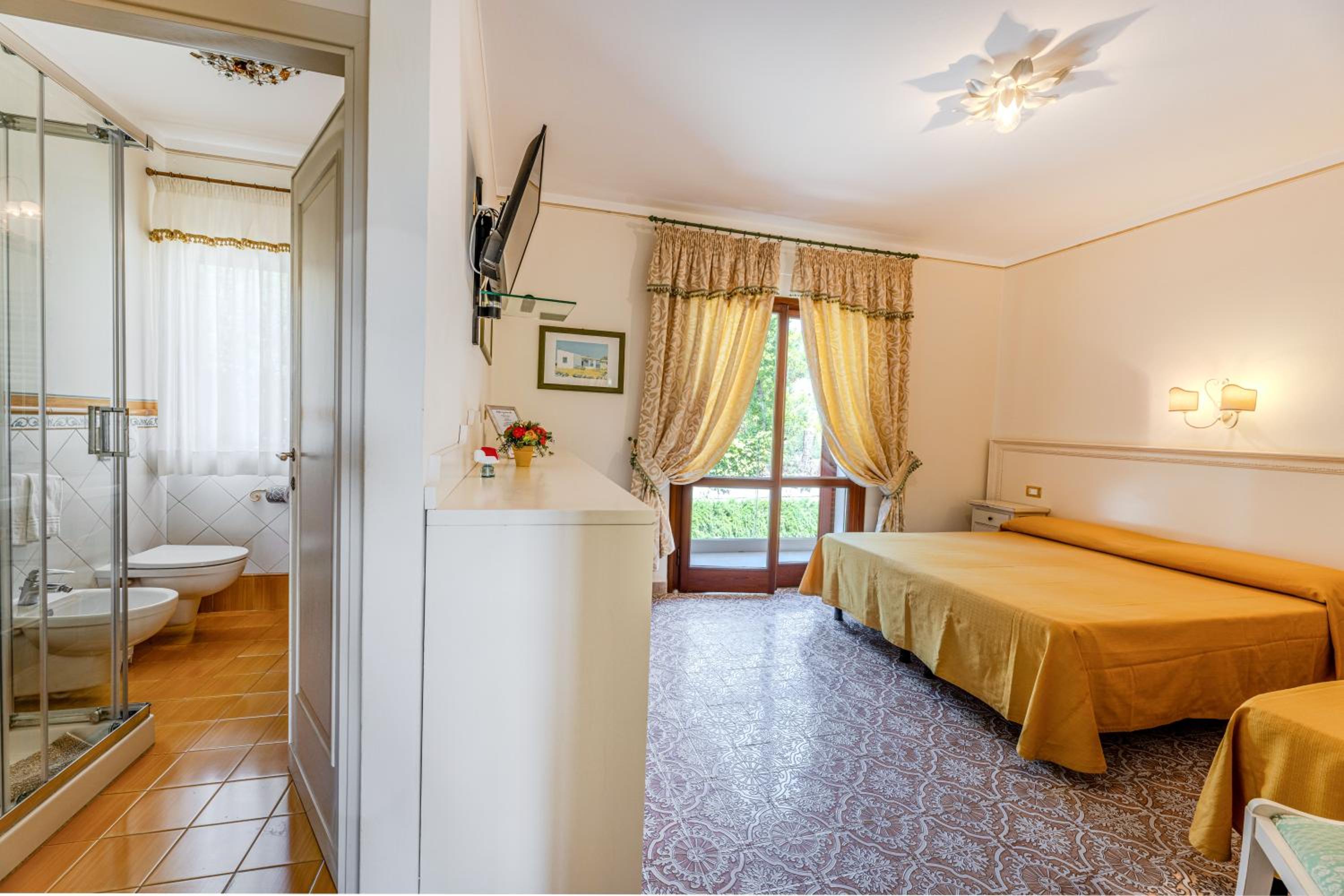 Quadruple Room with Garden View photo 1