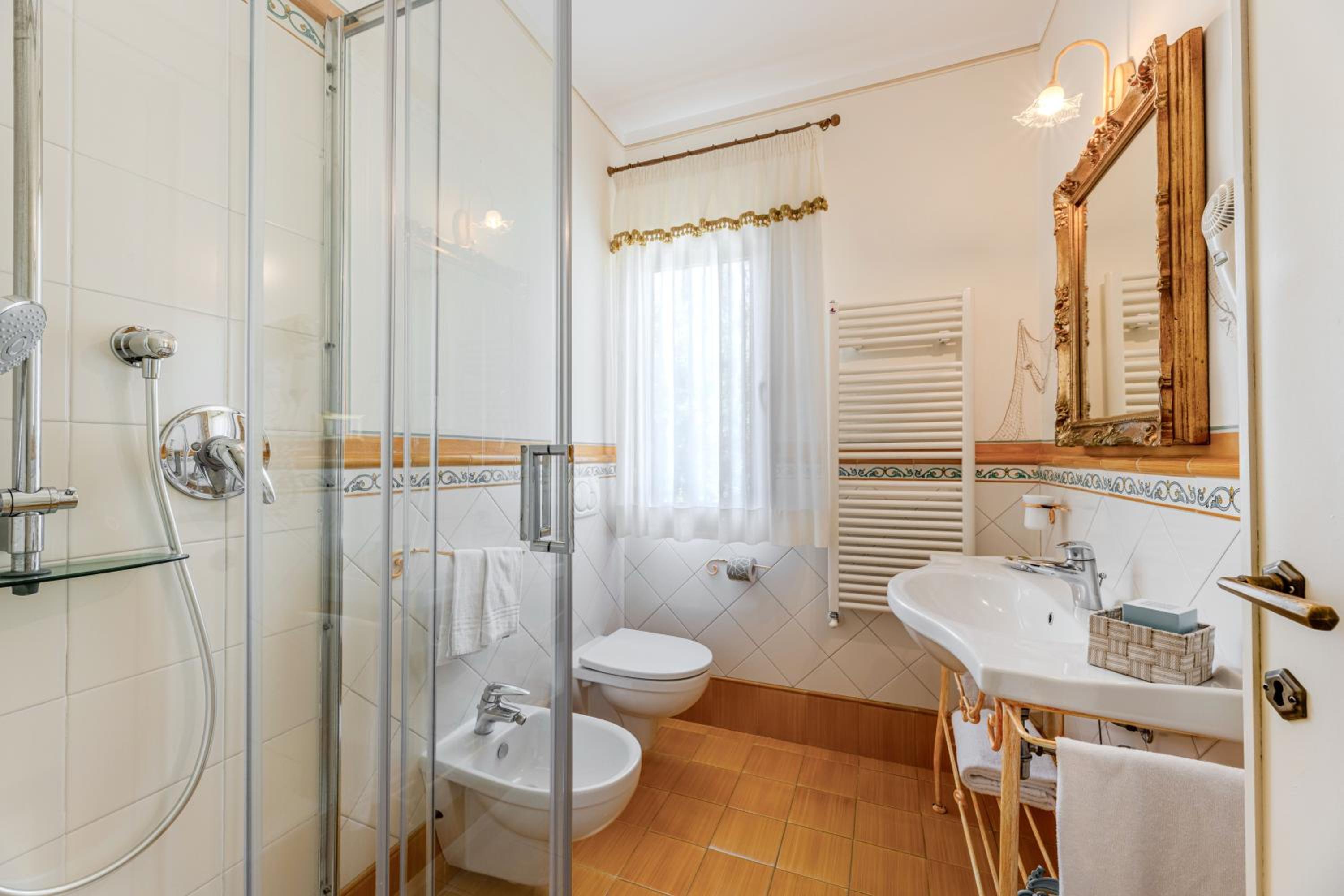 Quadruple Room with Garden View photo 3