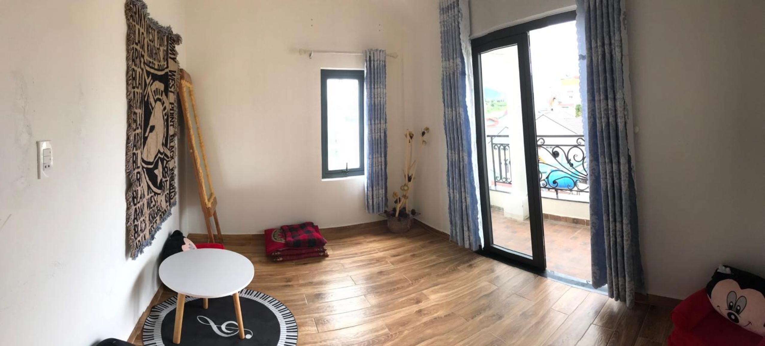 Apartment photo 2