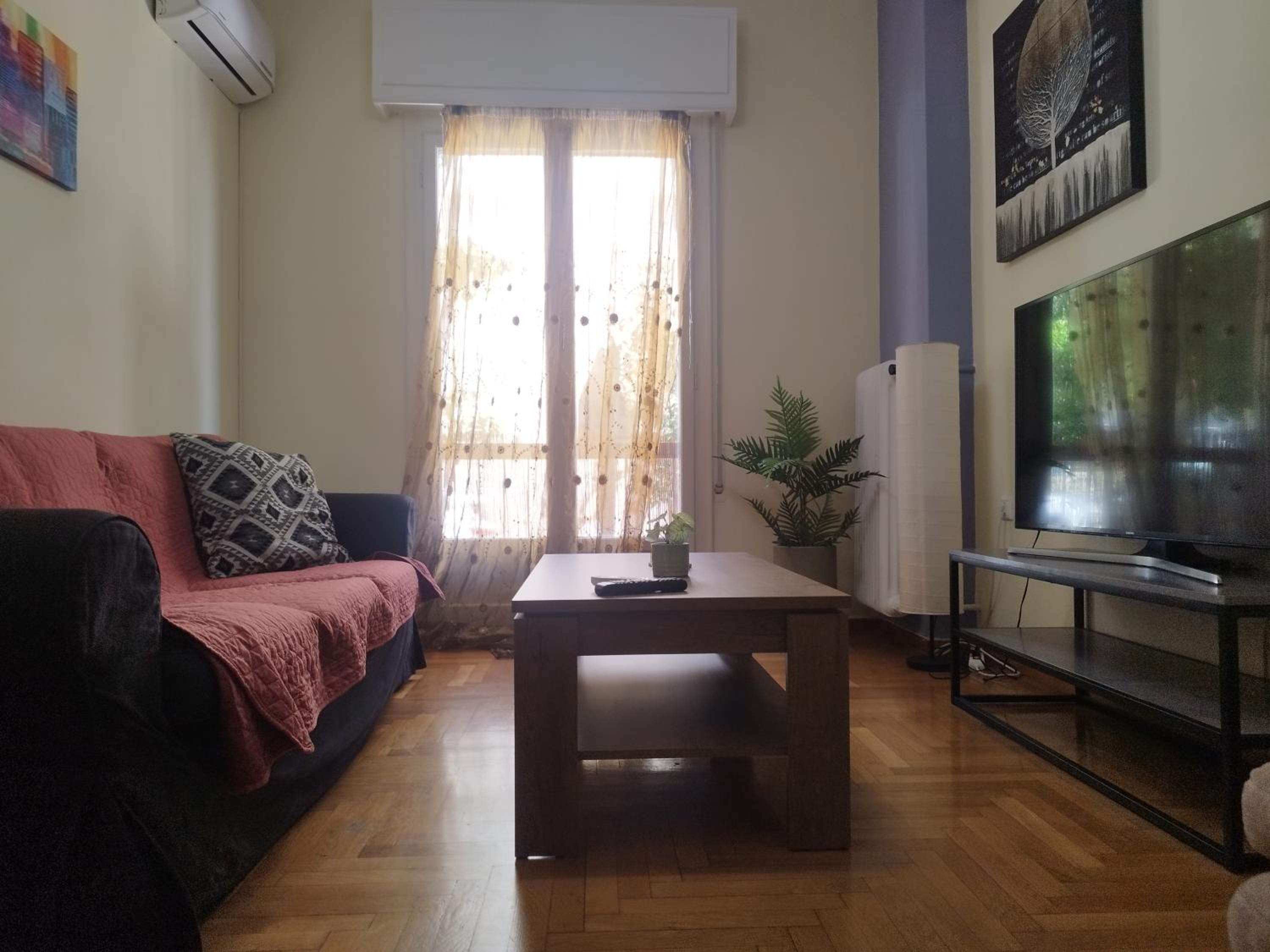 One-Bedroom Apartment