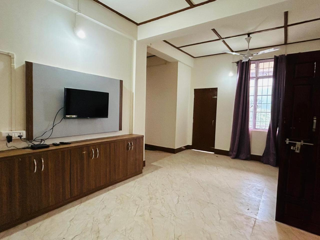 Two-Bedroom Apartment photo 3