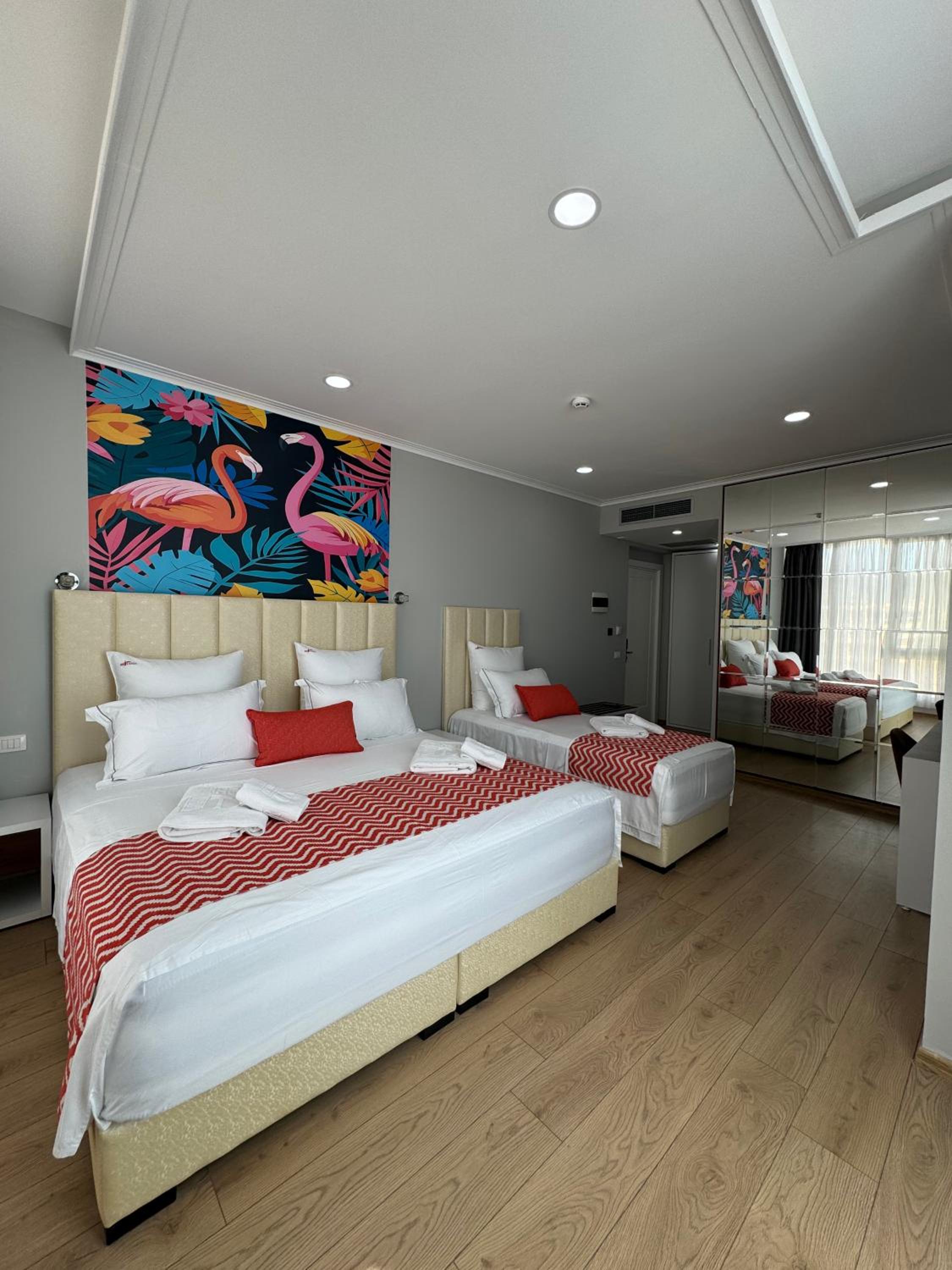 Deluxe Triple Room with Sea View