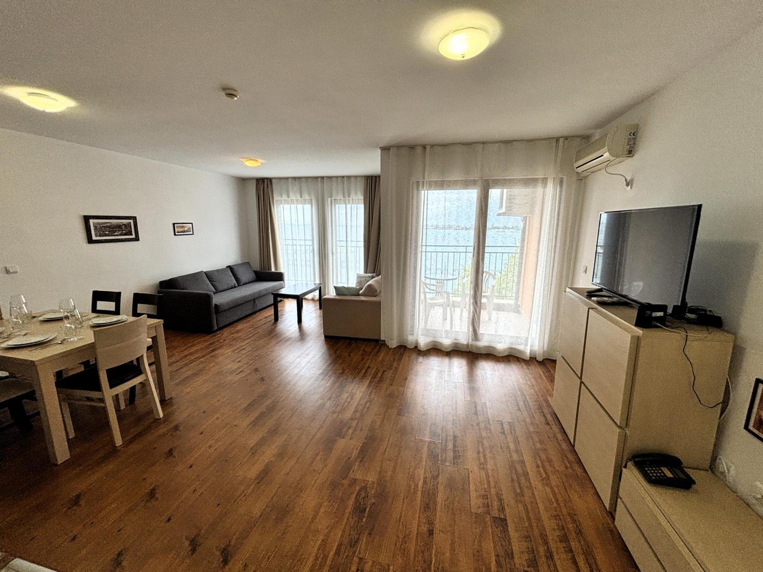 Executive Suite photo 2