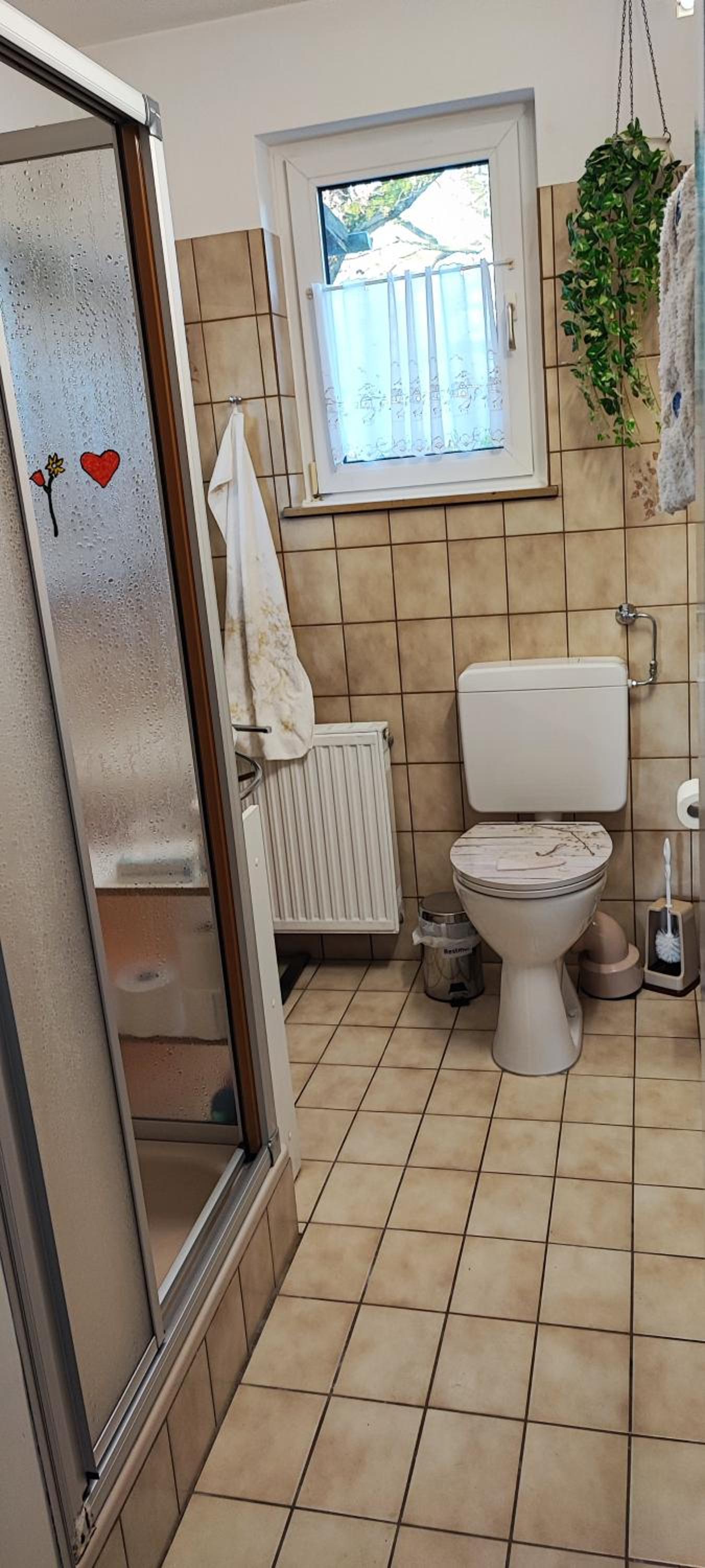 Standard Twin Room with Shared Bathroom photo 2