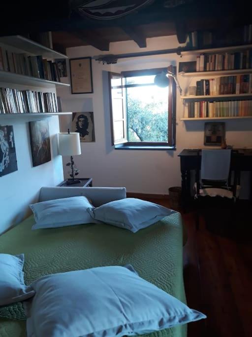 Three-Bedroom Apartment photo 3