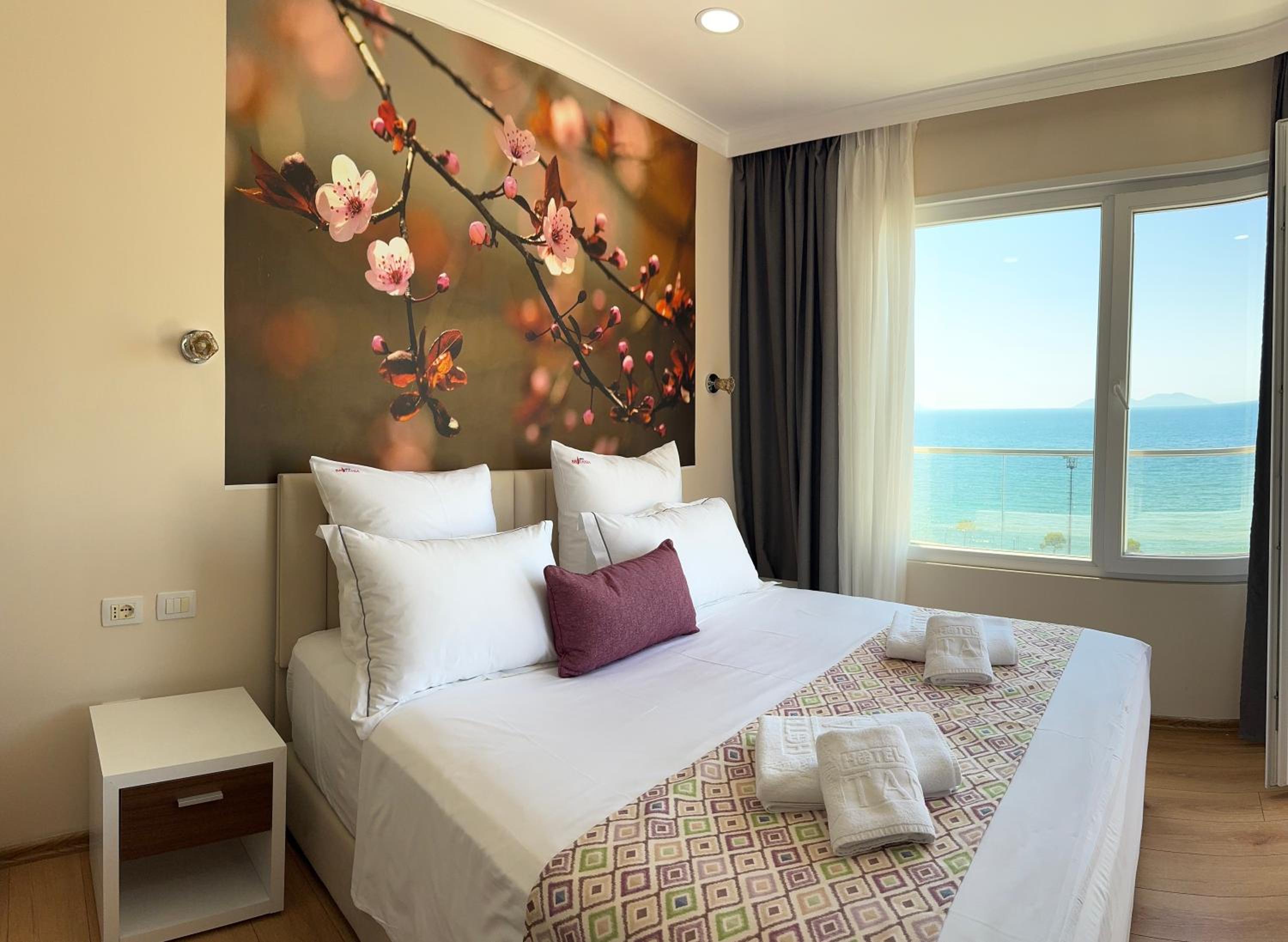 Suite with Sea View