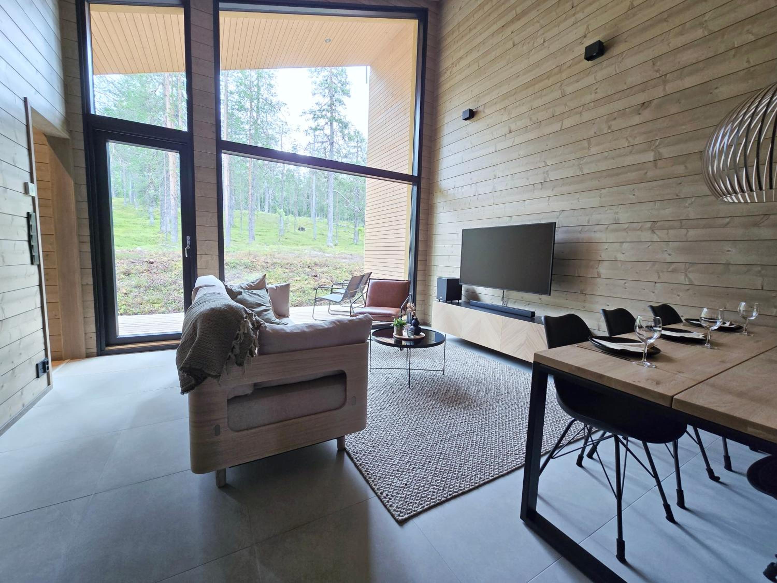 Three-Bedroom Apartment photo 1