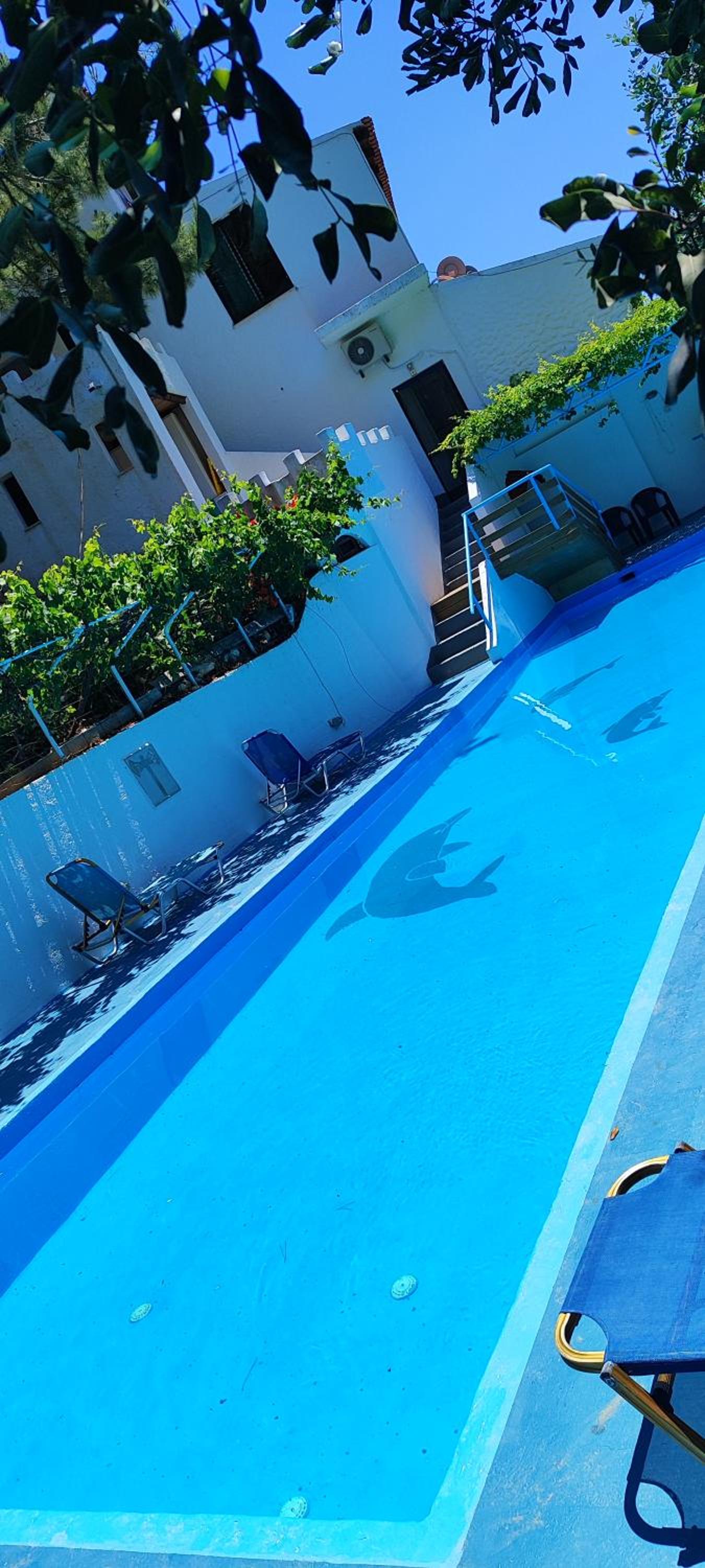 Deluxe Double Room with Balcony - Photo 3