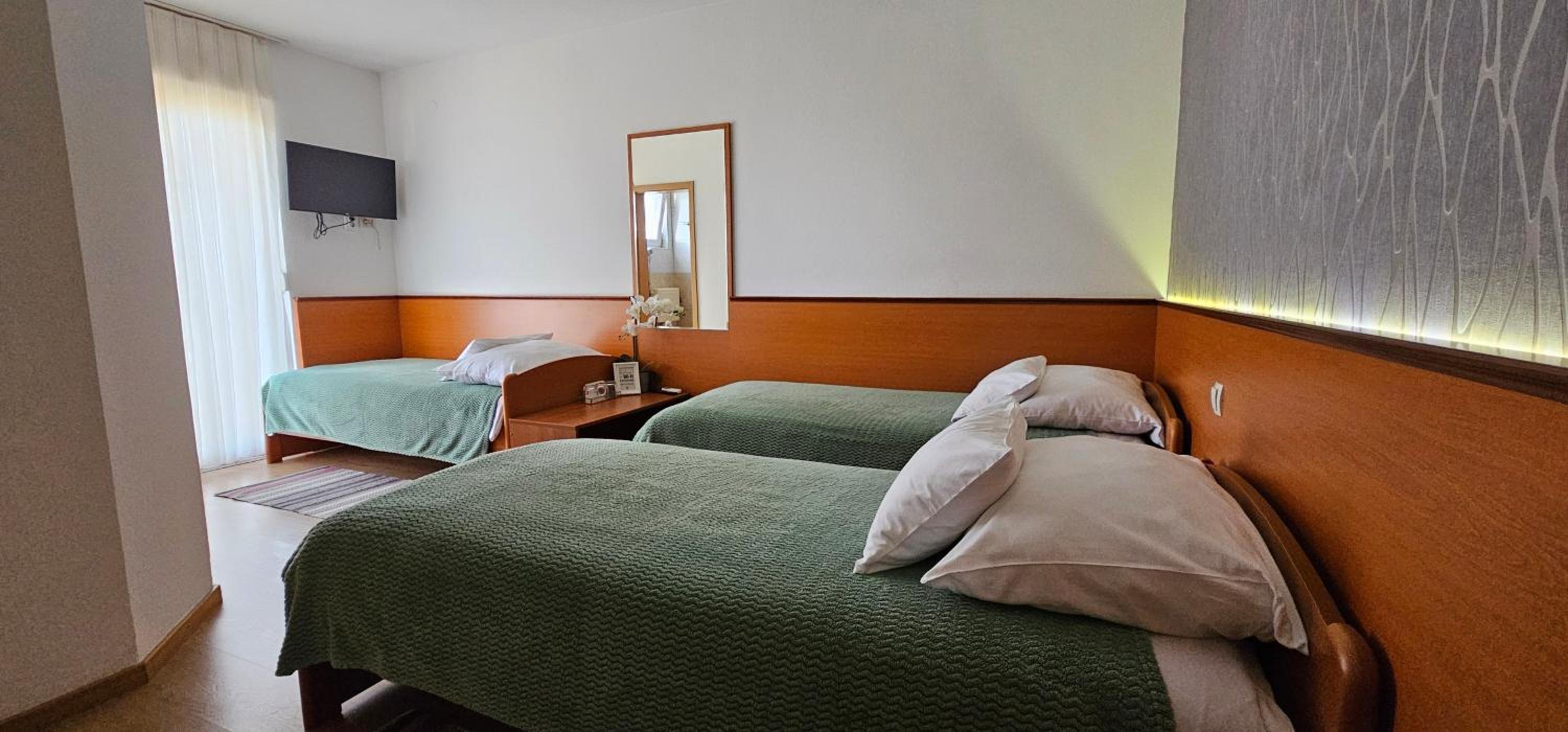 Classic Triple Room