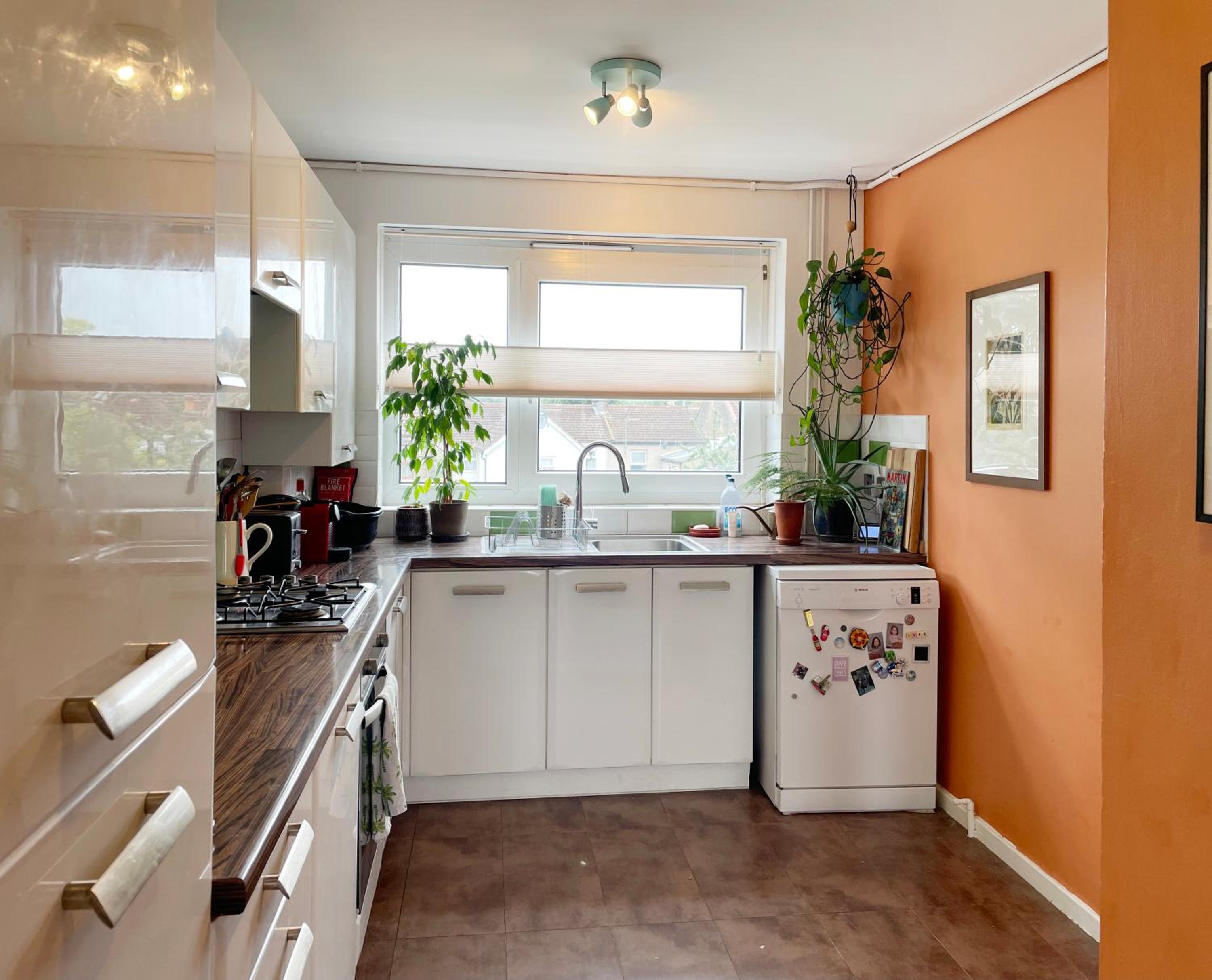 Two-Bedroom Apartment with City View photo 3