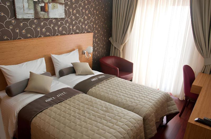 Standard Double Room photo 3