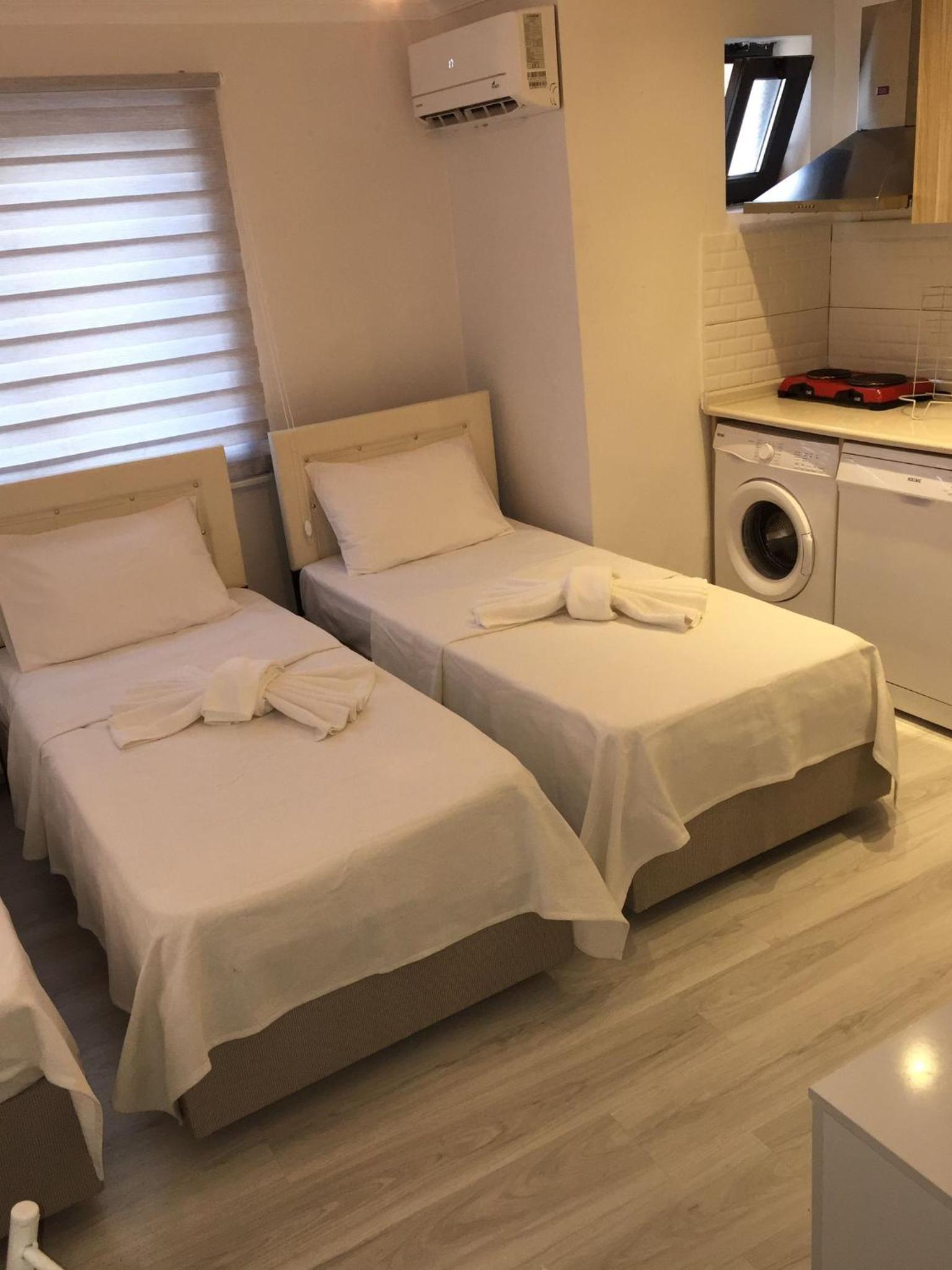 Standard Triple Room photo 3