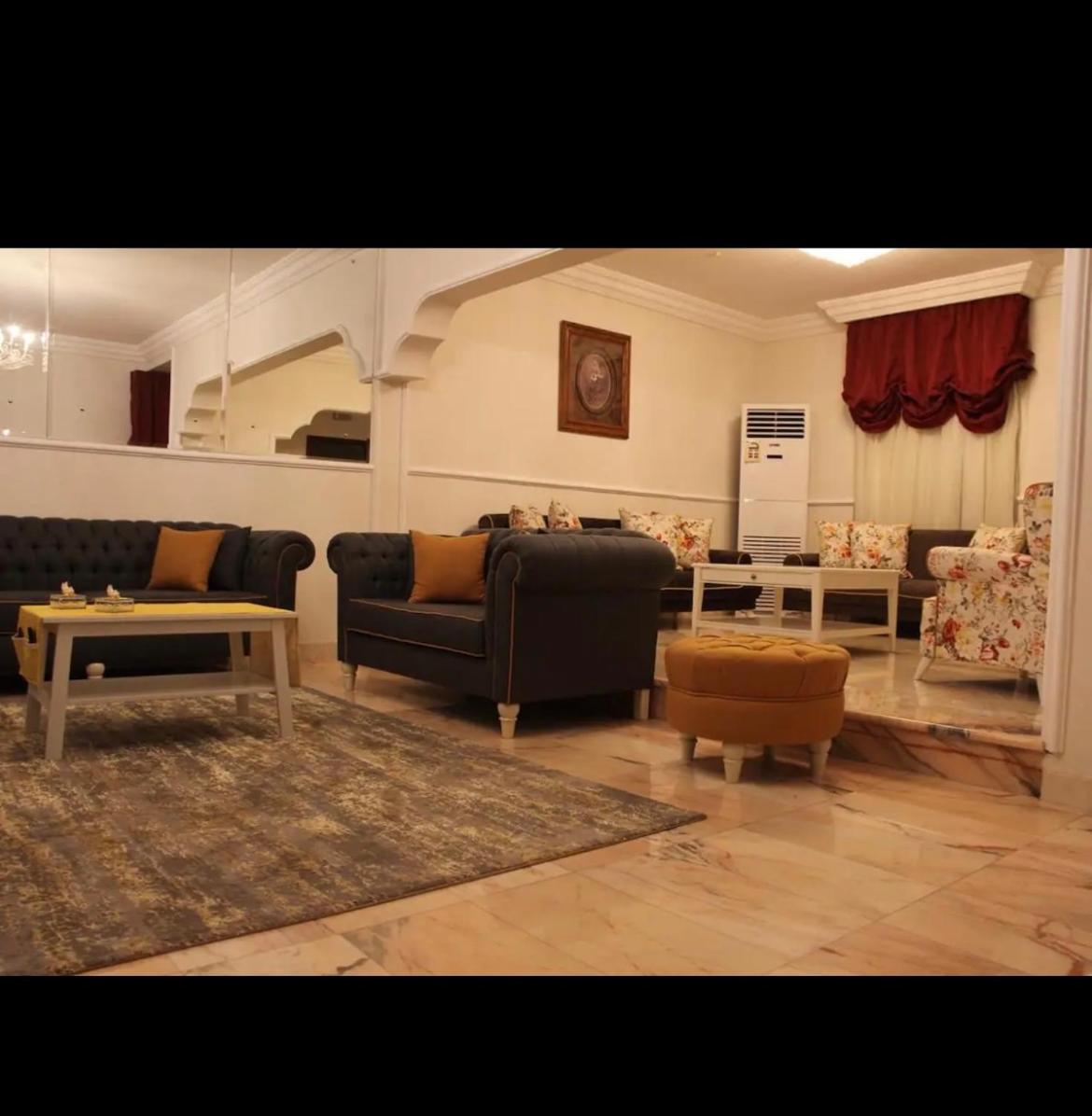 Three-Bedroom Apartment photo 3