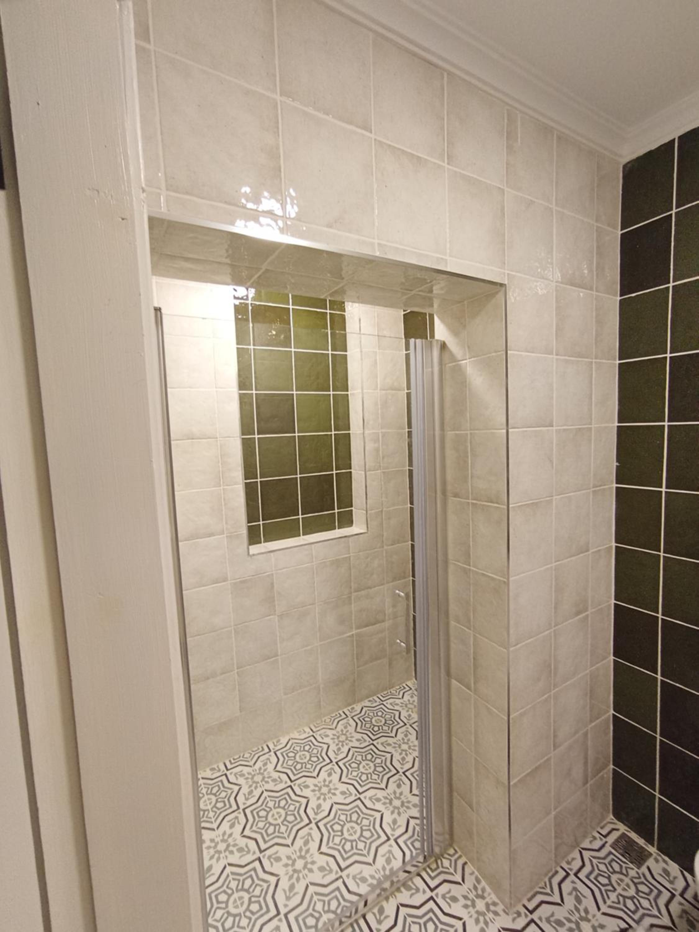 Deluxe King Room photo 3