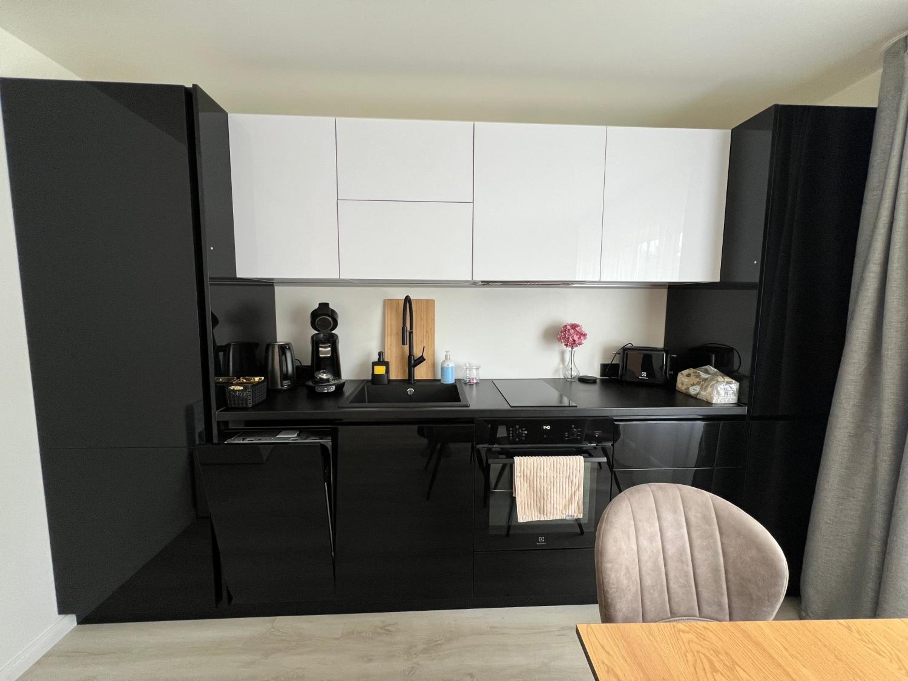 One-Bedroom Apartment - Photo 29