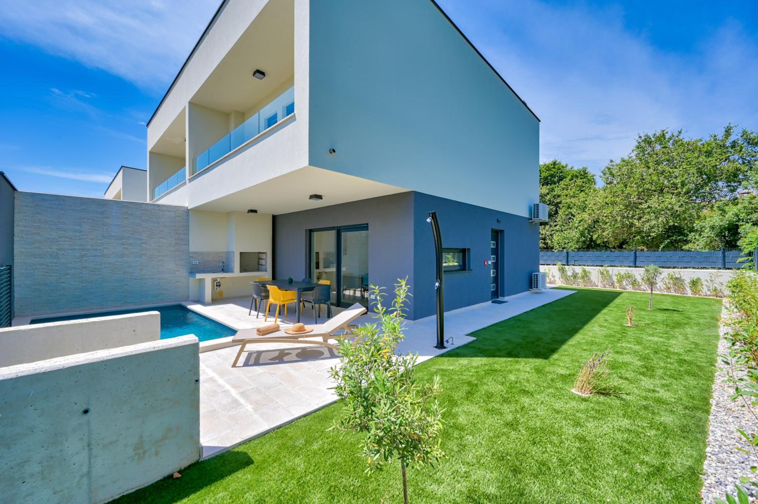 Villa with Private Pool photo 2