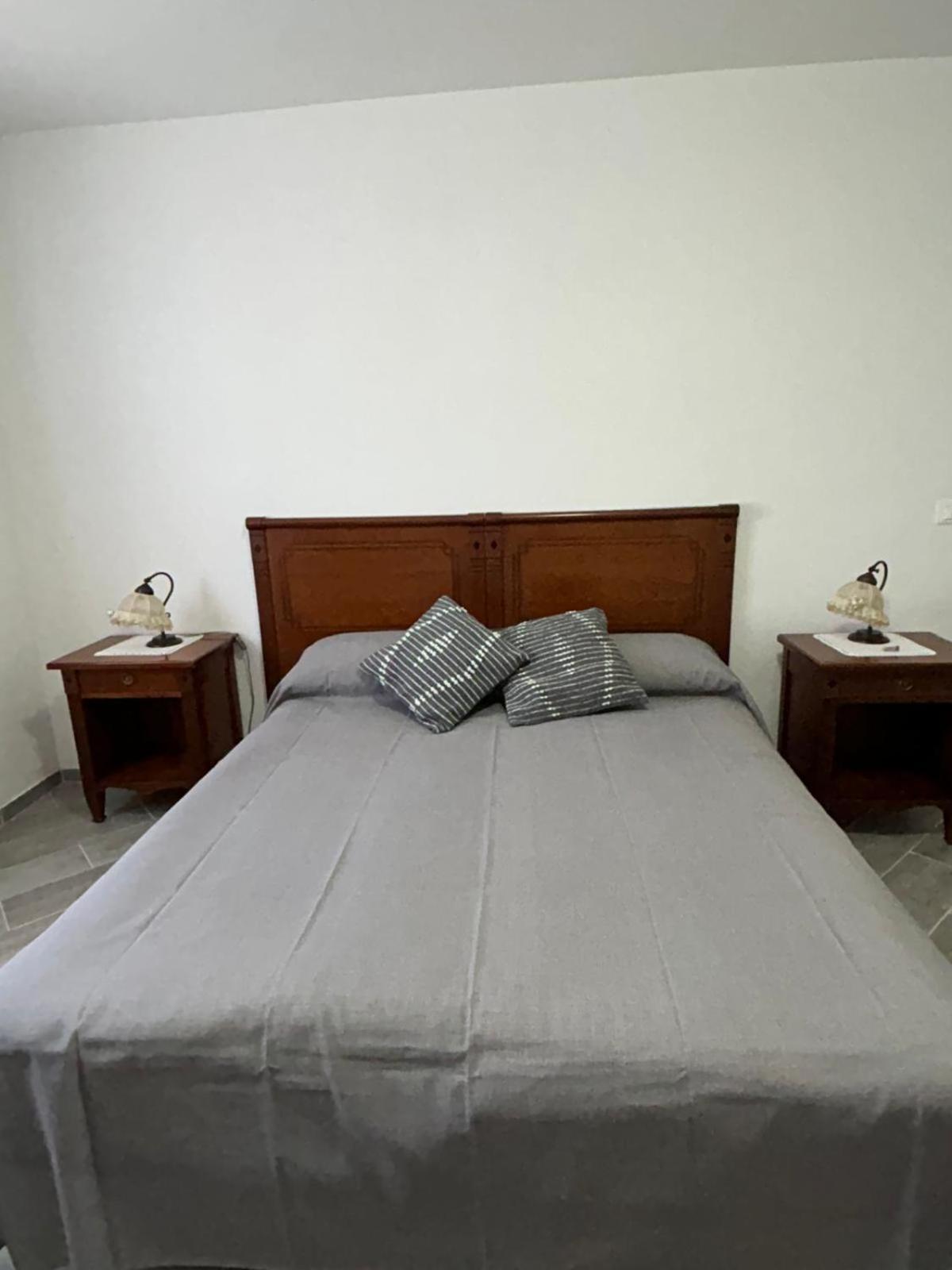 Double Room with Private External Bathroom photo 2