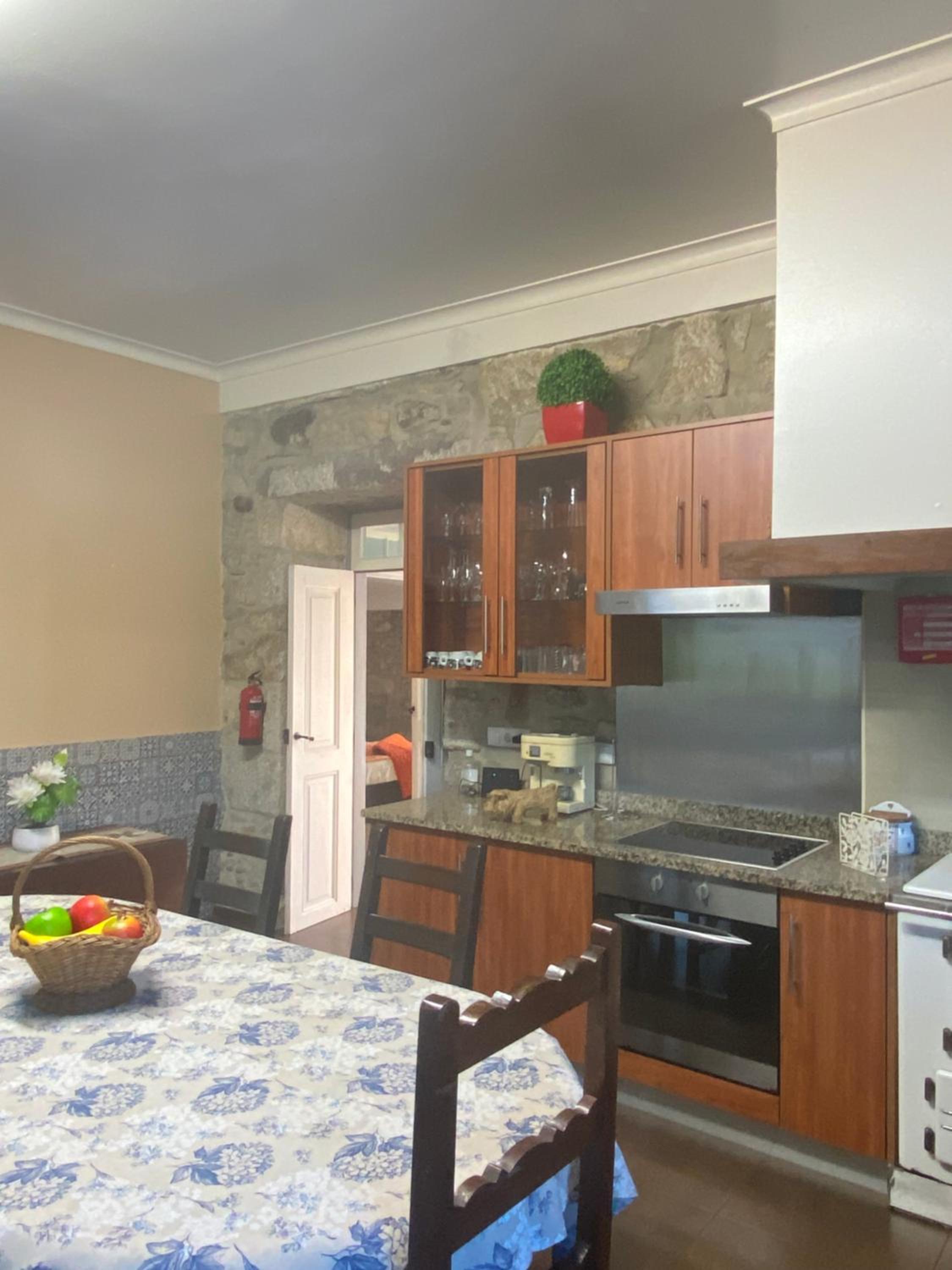 Four-Bedroom House - Photo 22