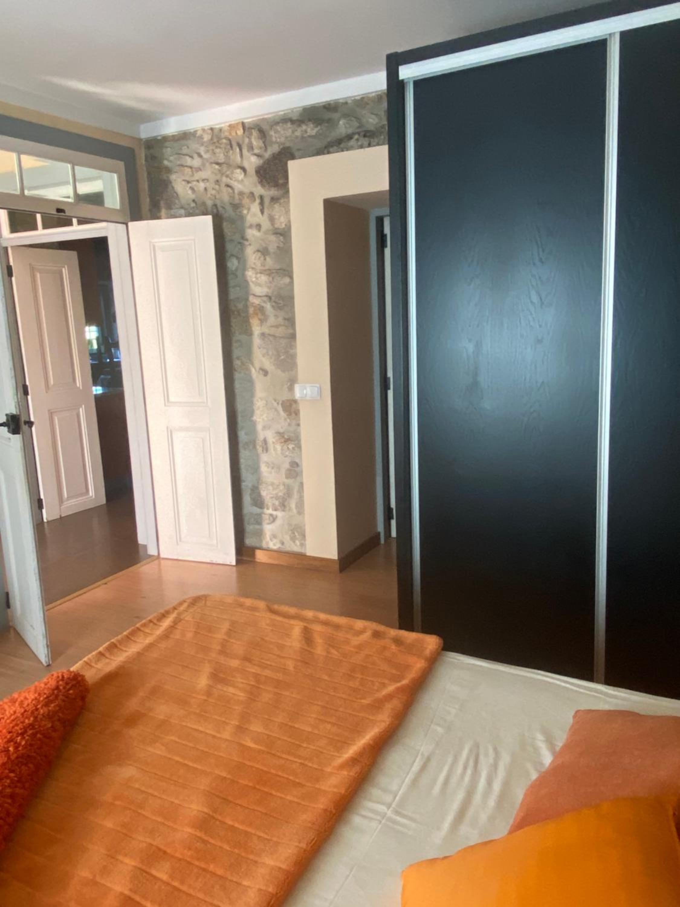 Four-Bedroom House - Photo 16