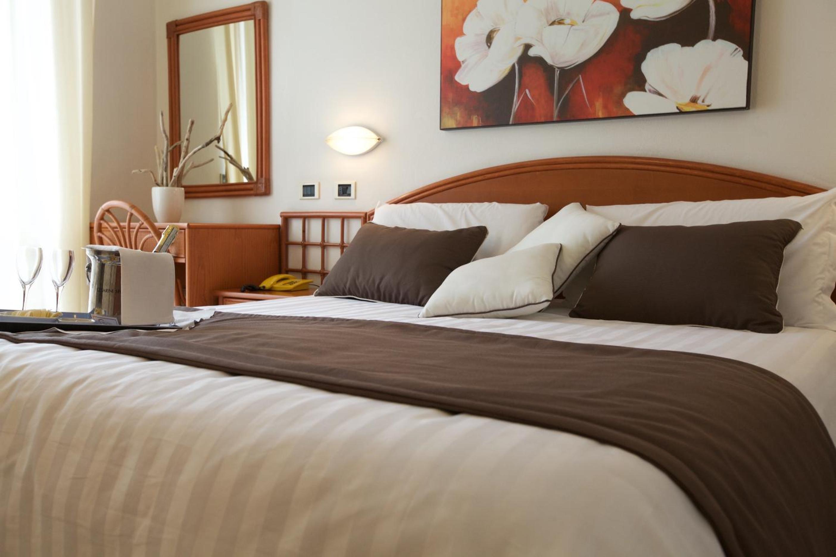 Standard Double Room - Photo 5