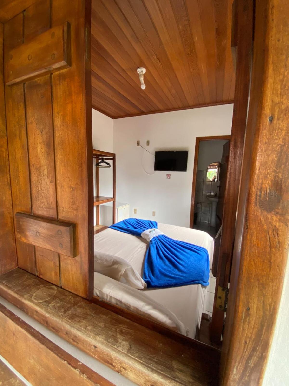 Large Double Room - Photo 3