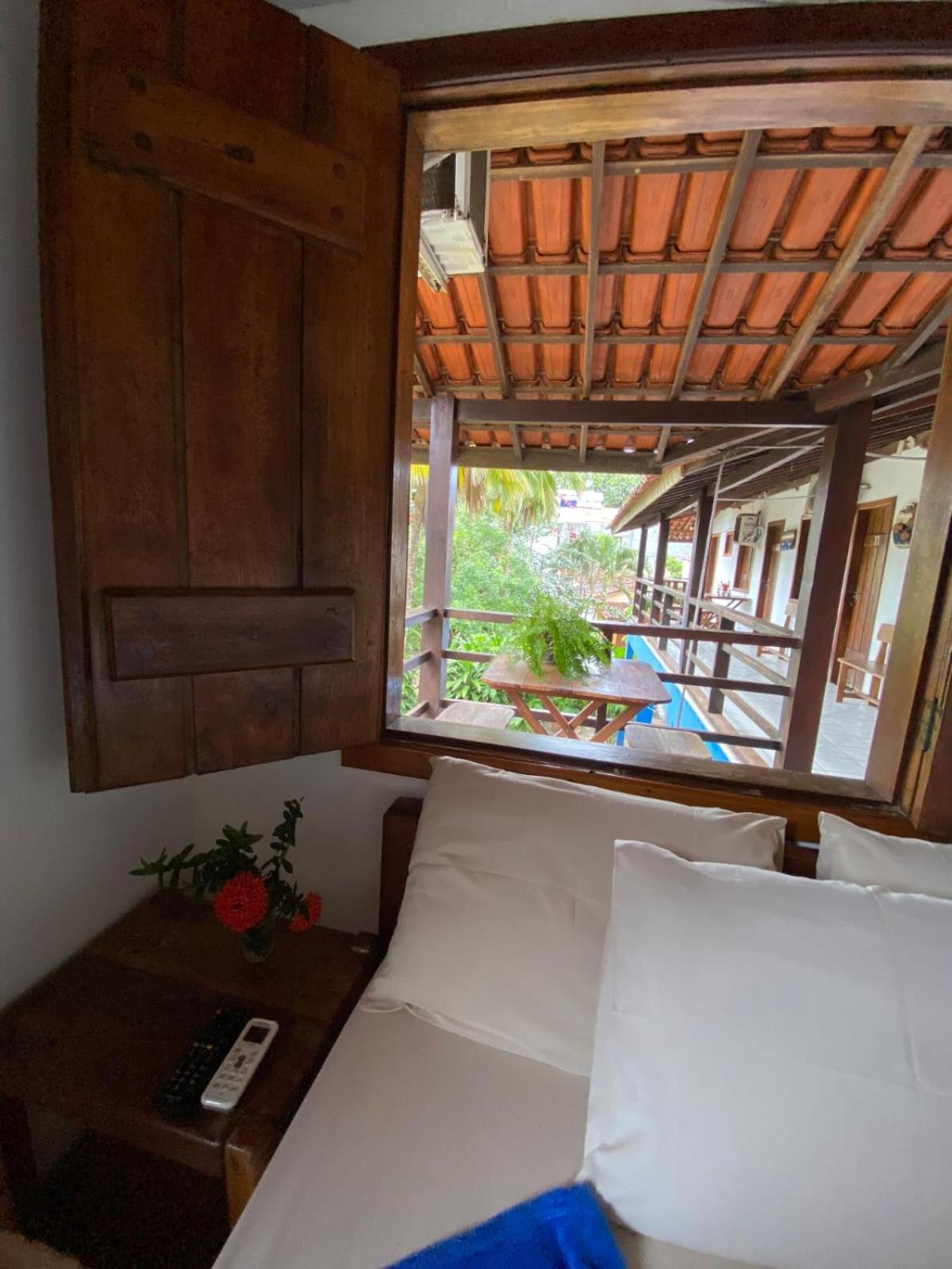 Large Double Room - Photo 6