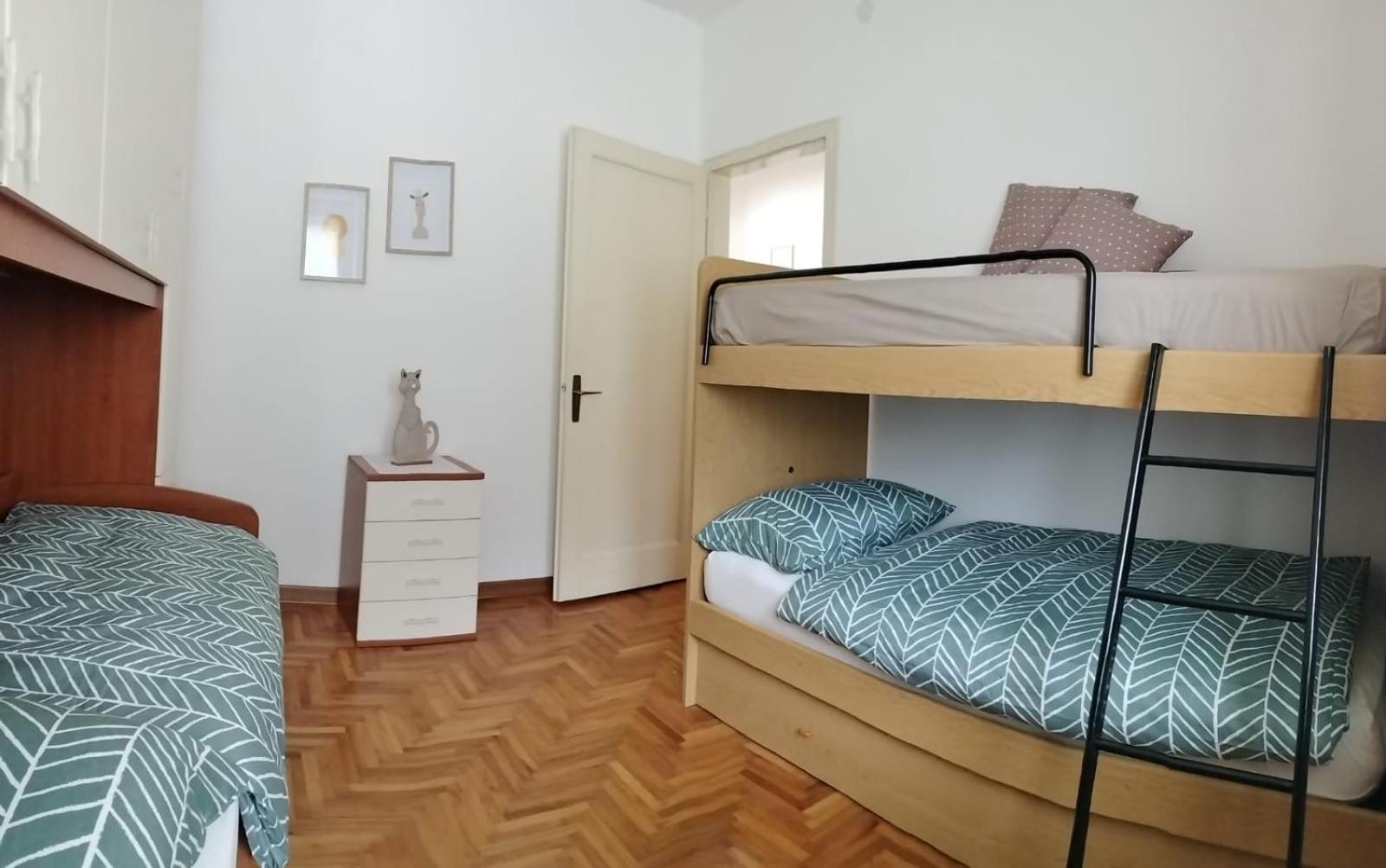 Two-Bedroom Apartment photo 2