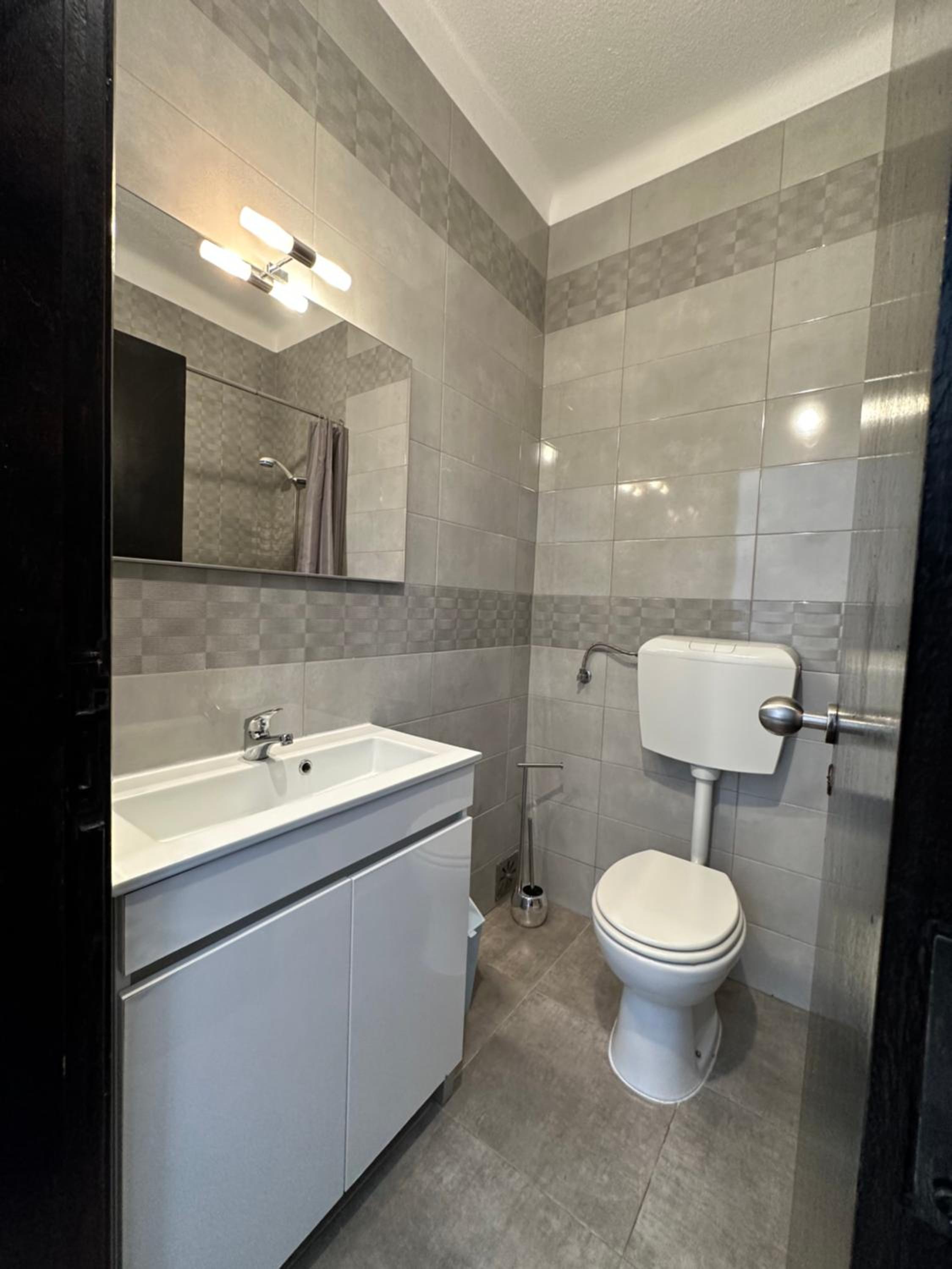 Three-Bedroom House photo 2