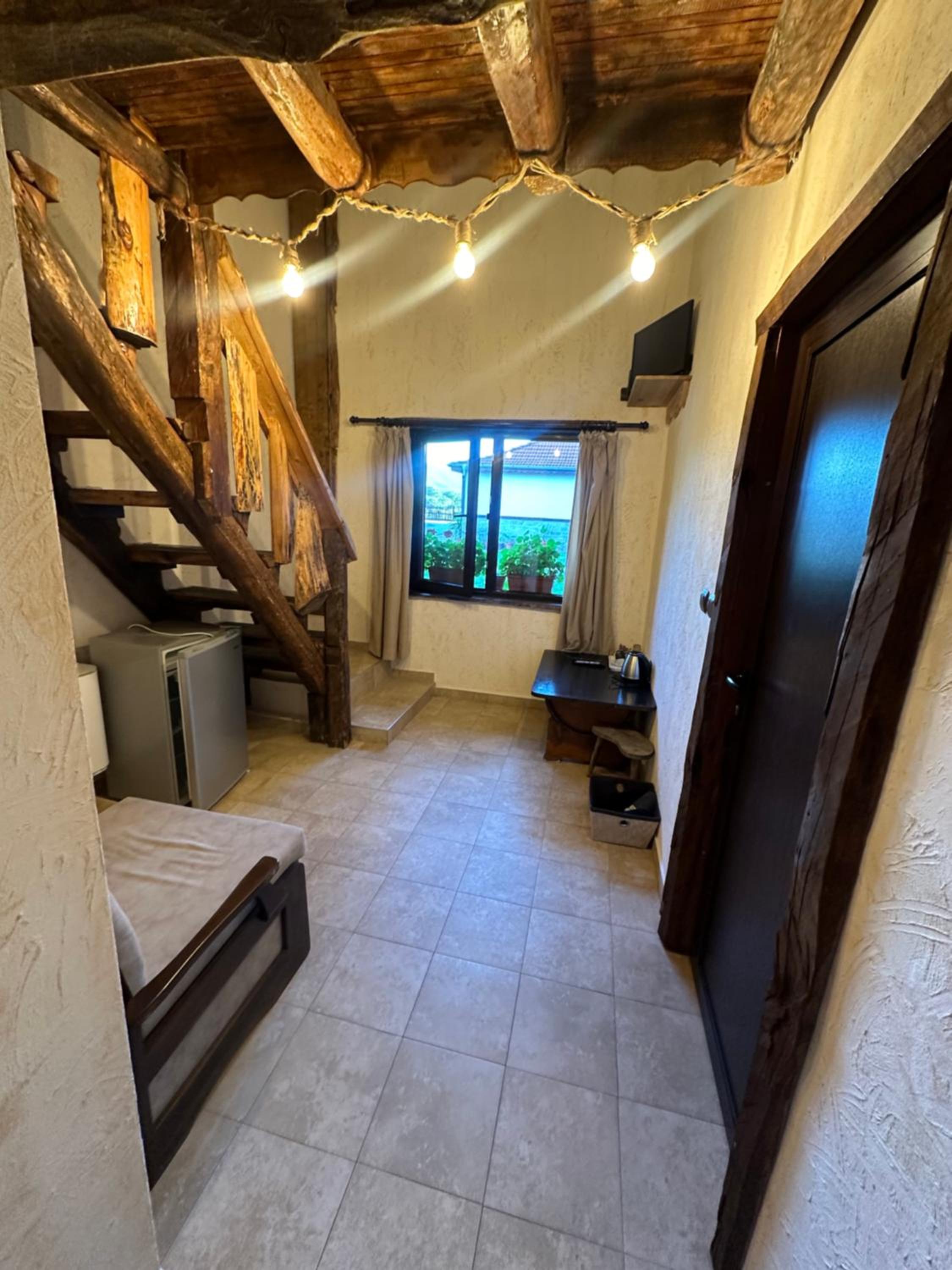 Apartment - Split Level photo 1