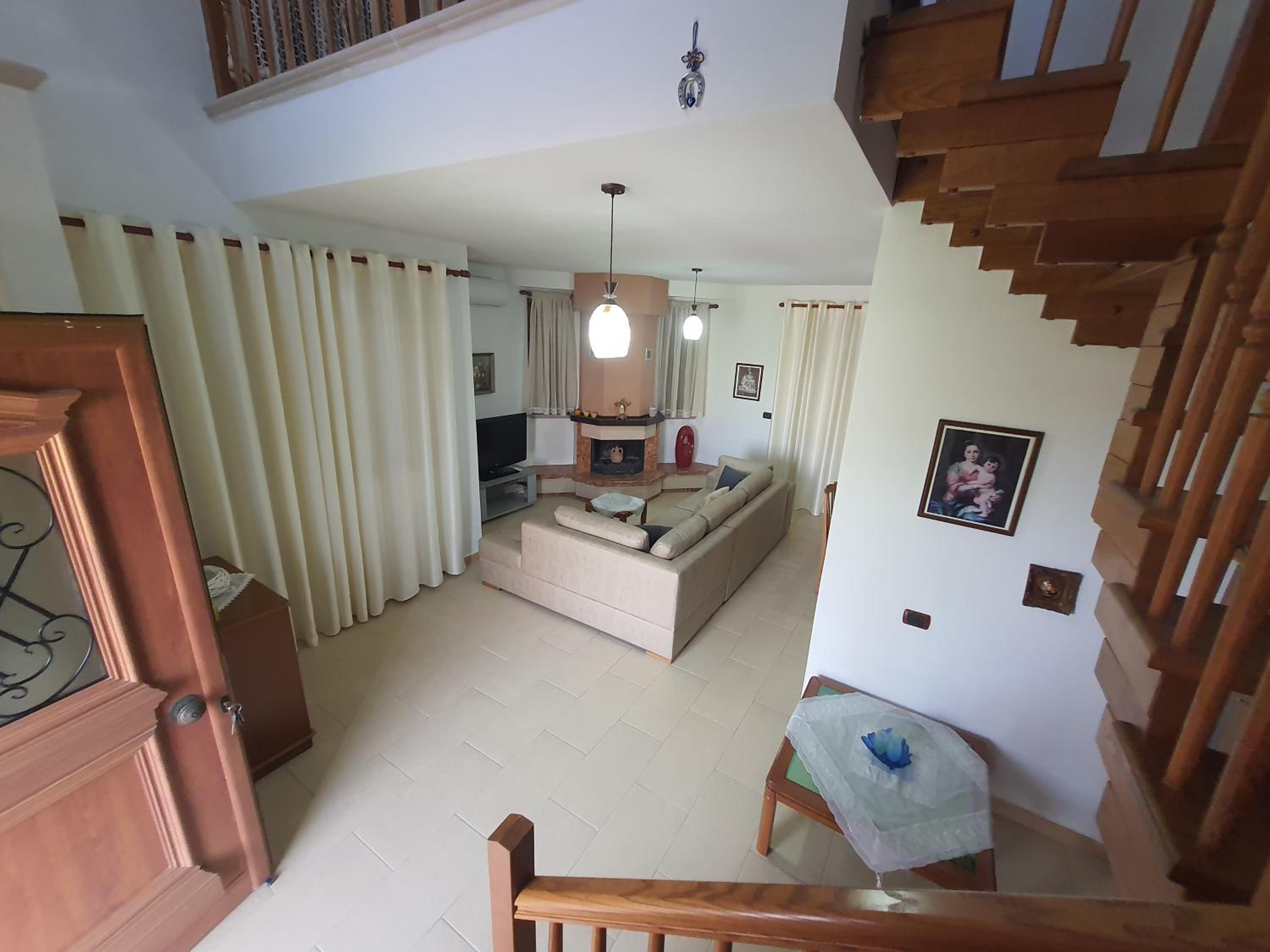 Two-Bedroom House photo 2