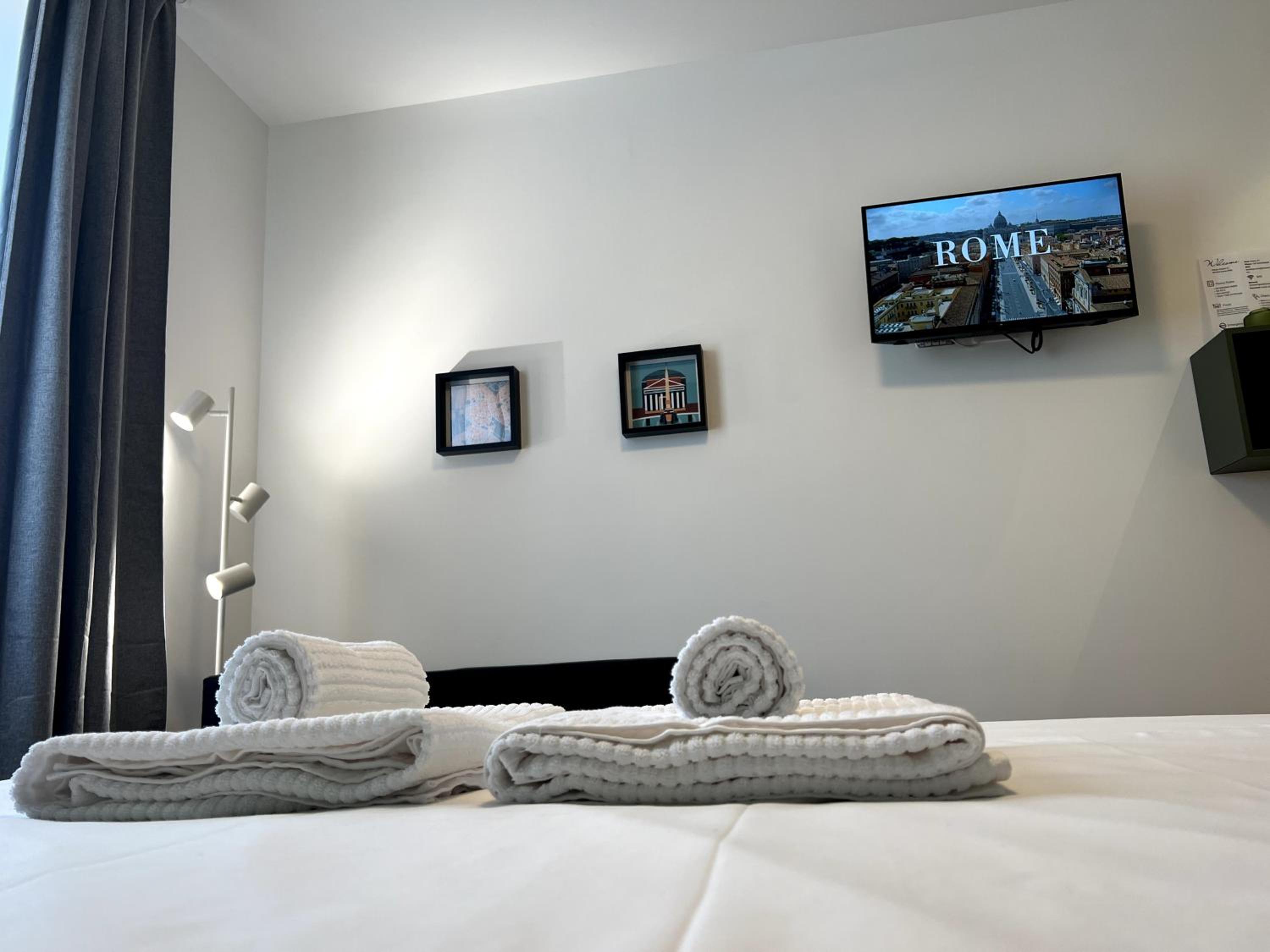 Double Room with Private Bathroom photo 3