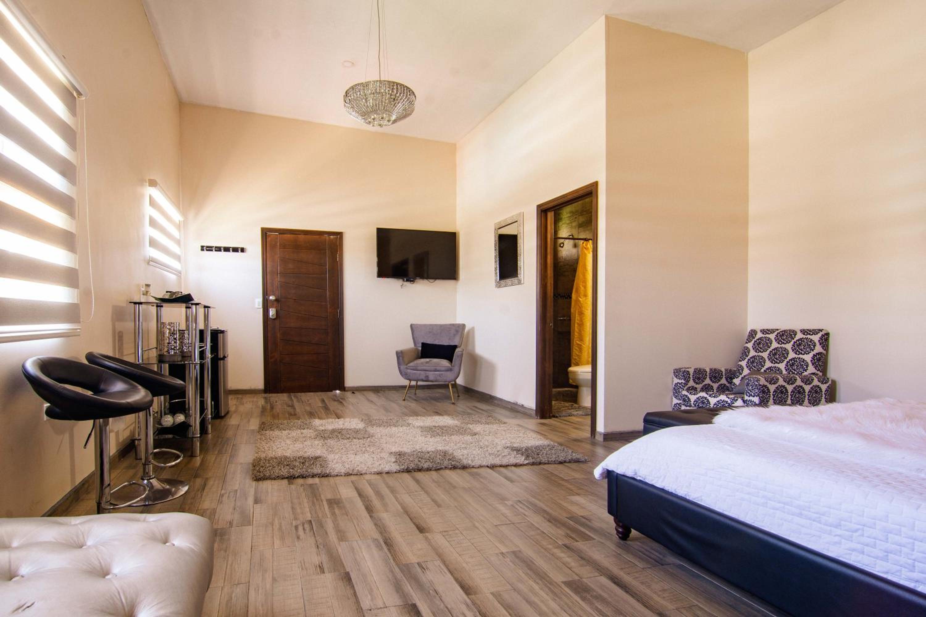 Double Room with Private Bathroom