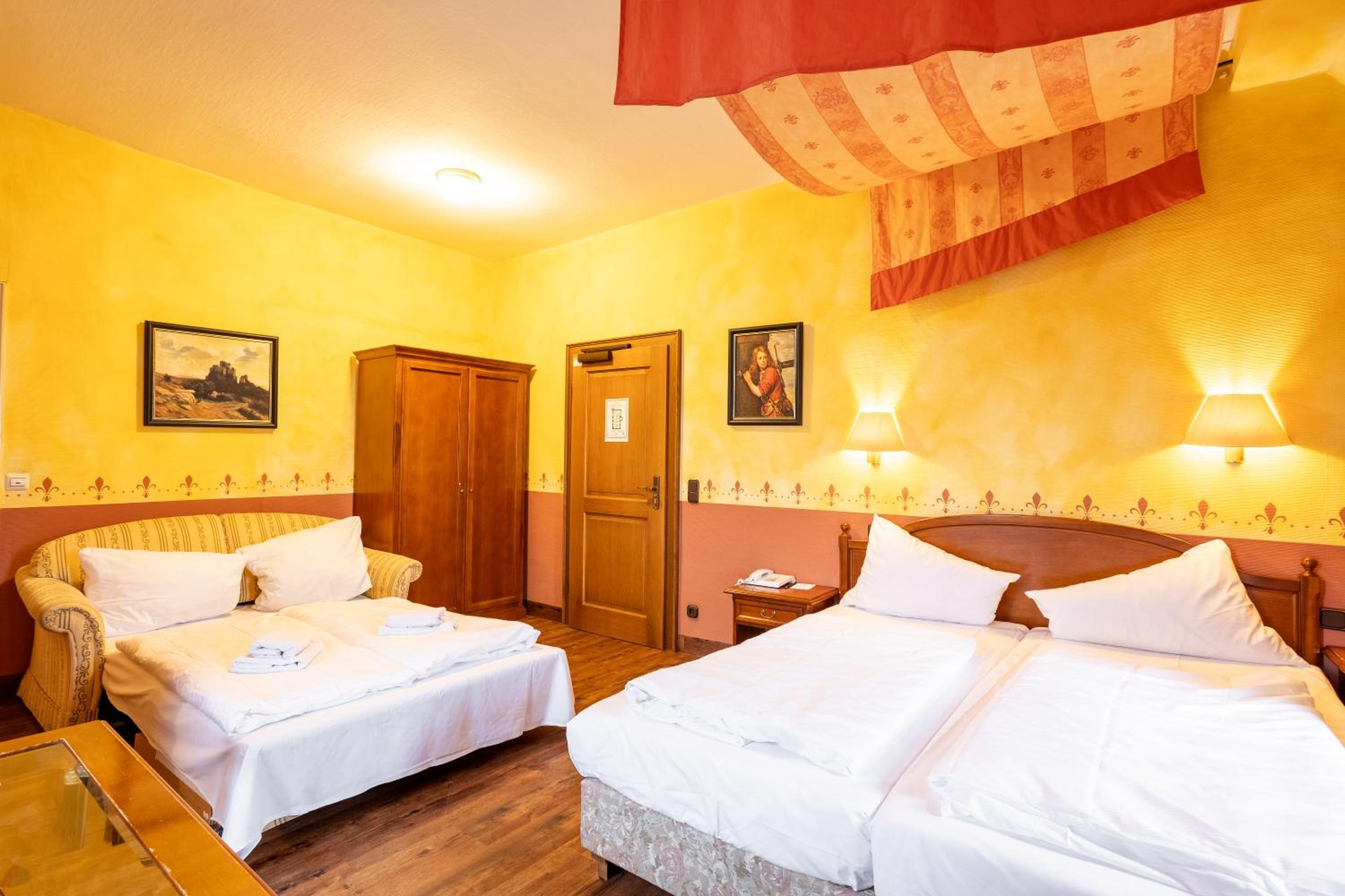 Superior Double Room - Photo 3