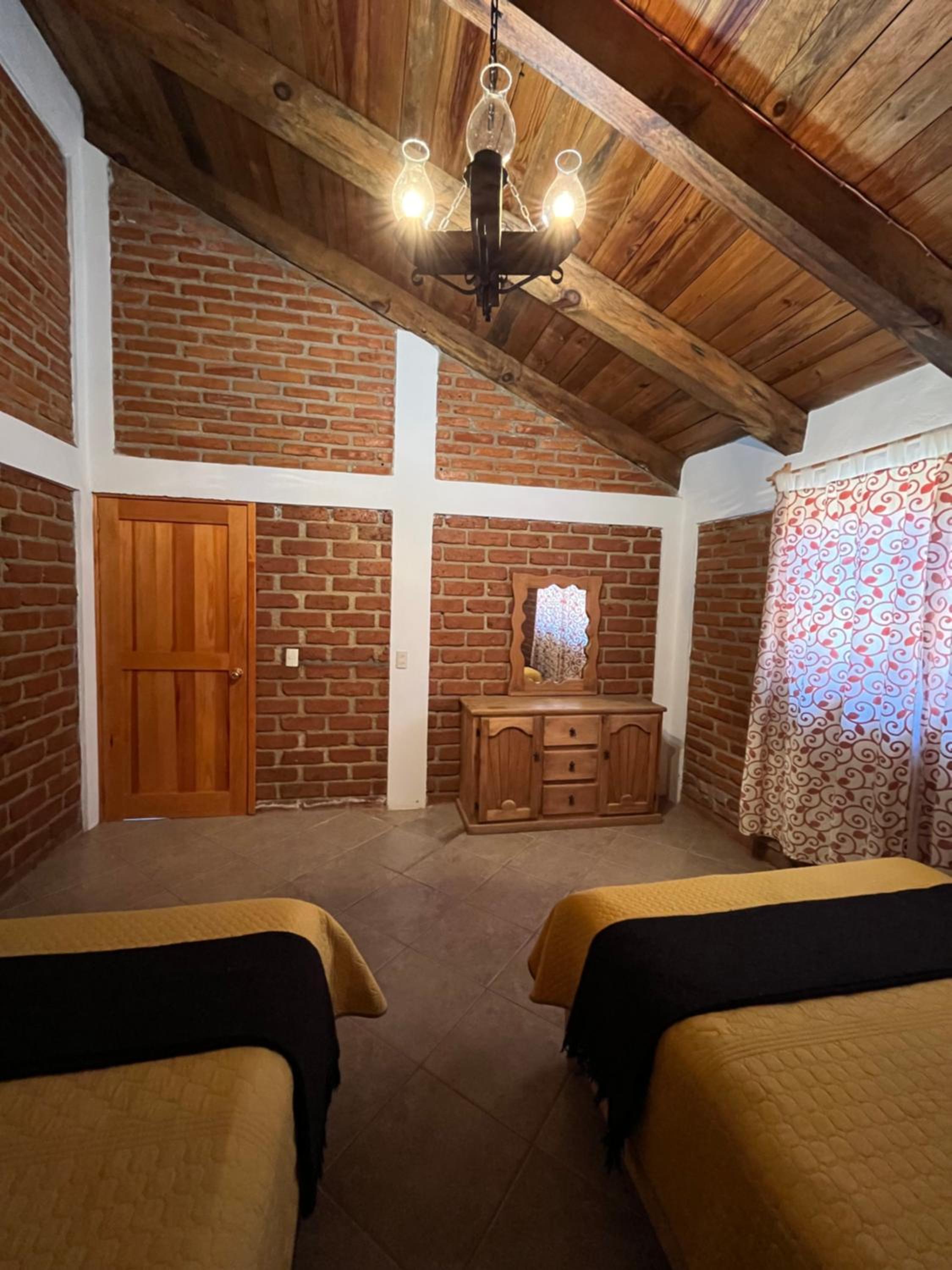 Family Room - Photo 19