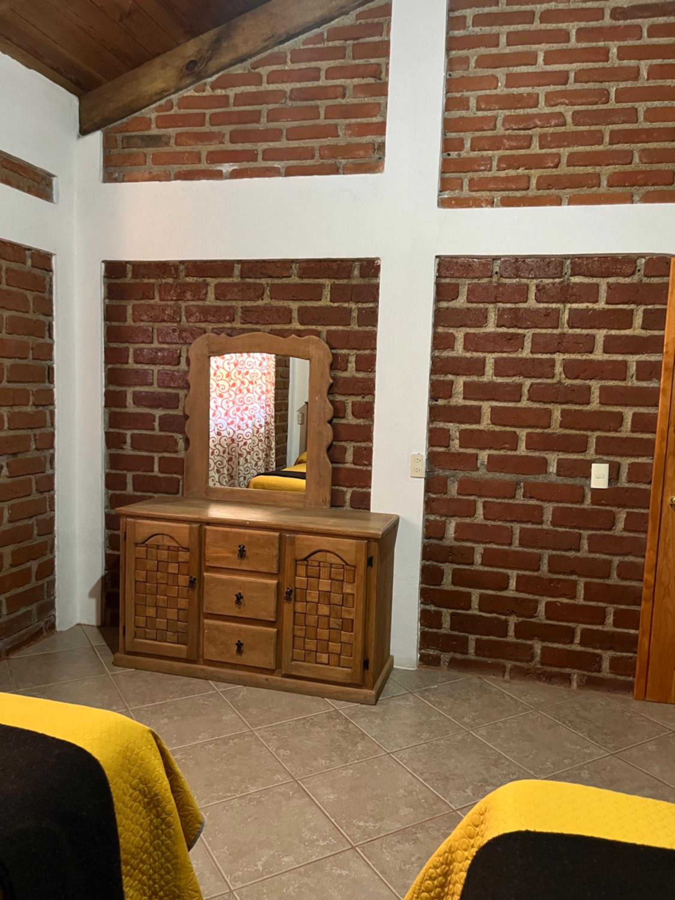 Family Room - Photo 9