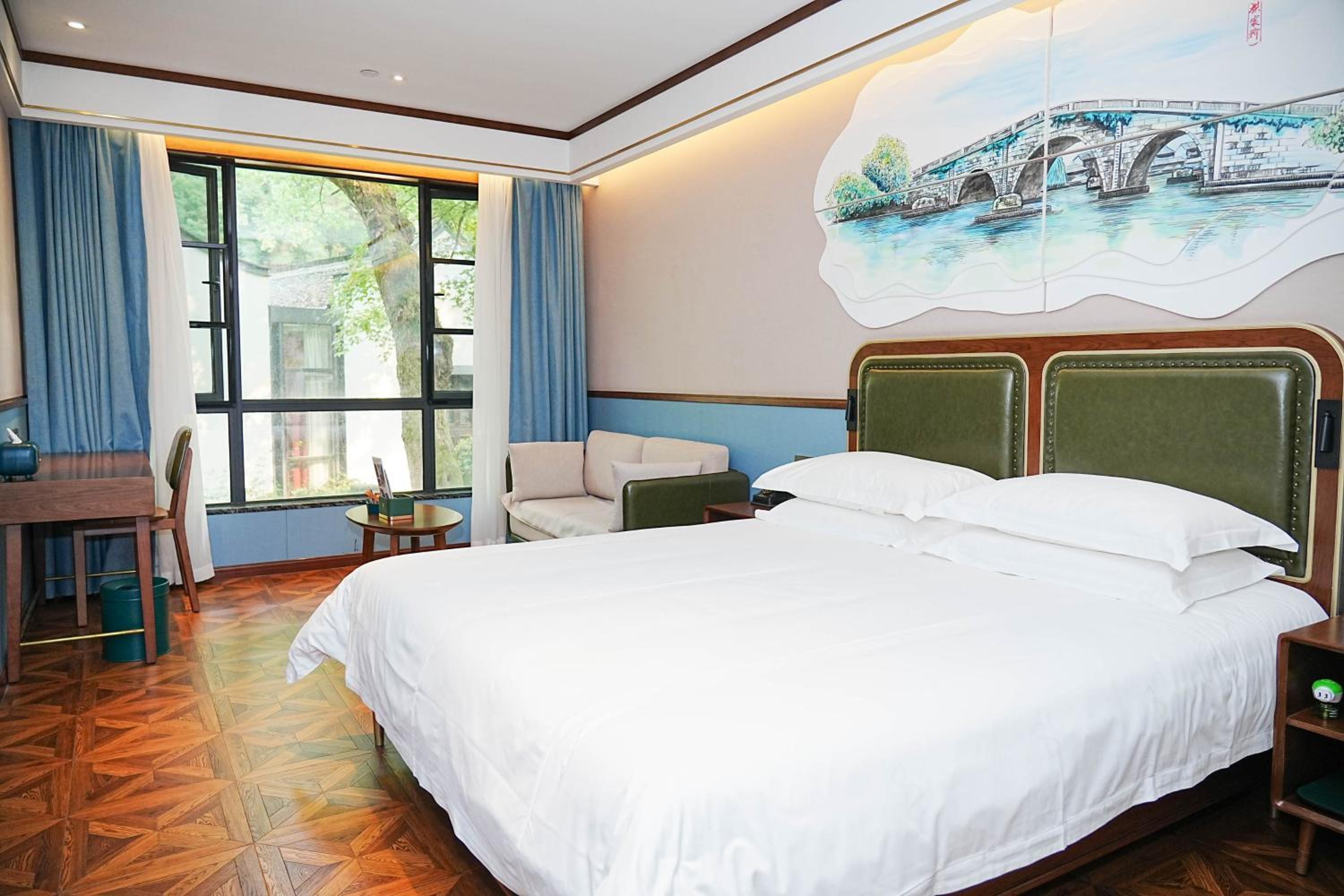 Deluxe Double Room photo 2