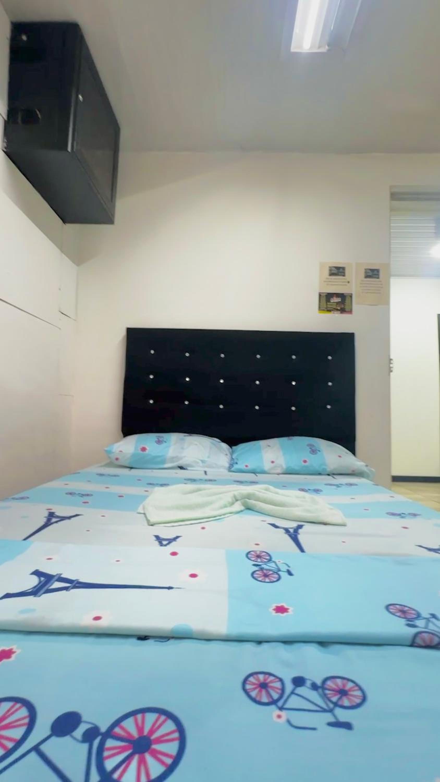 Single Room With Private Bathroom