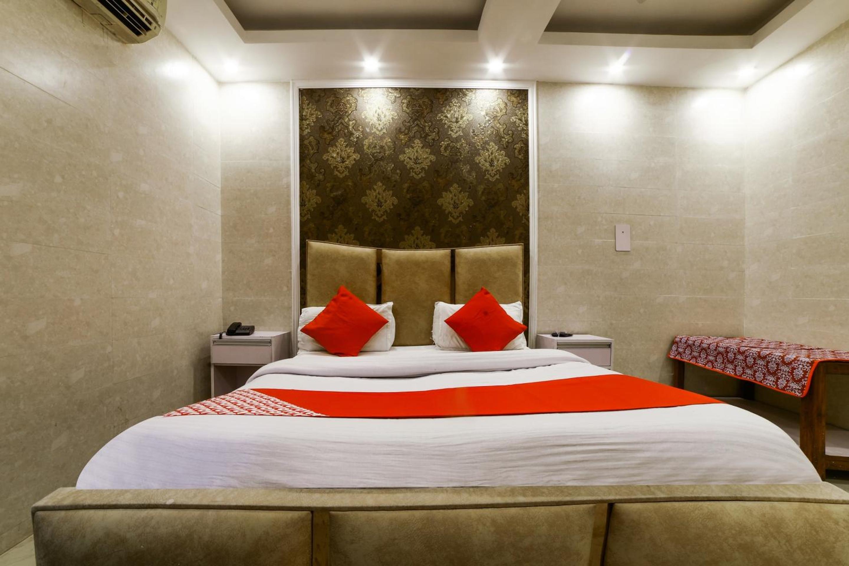 Classic Triple Room