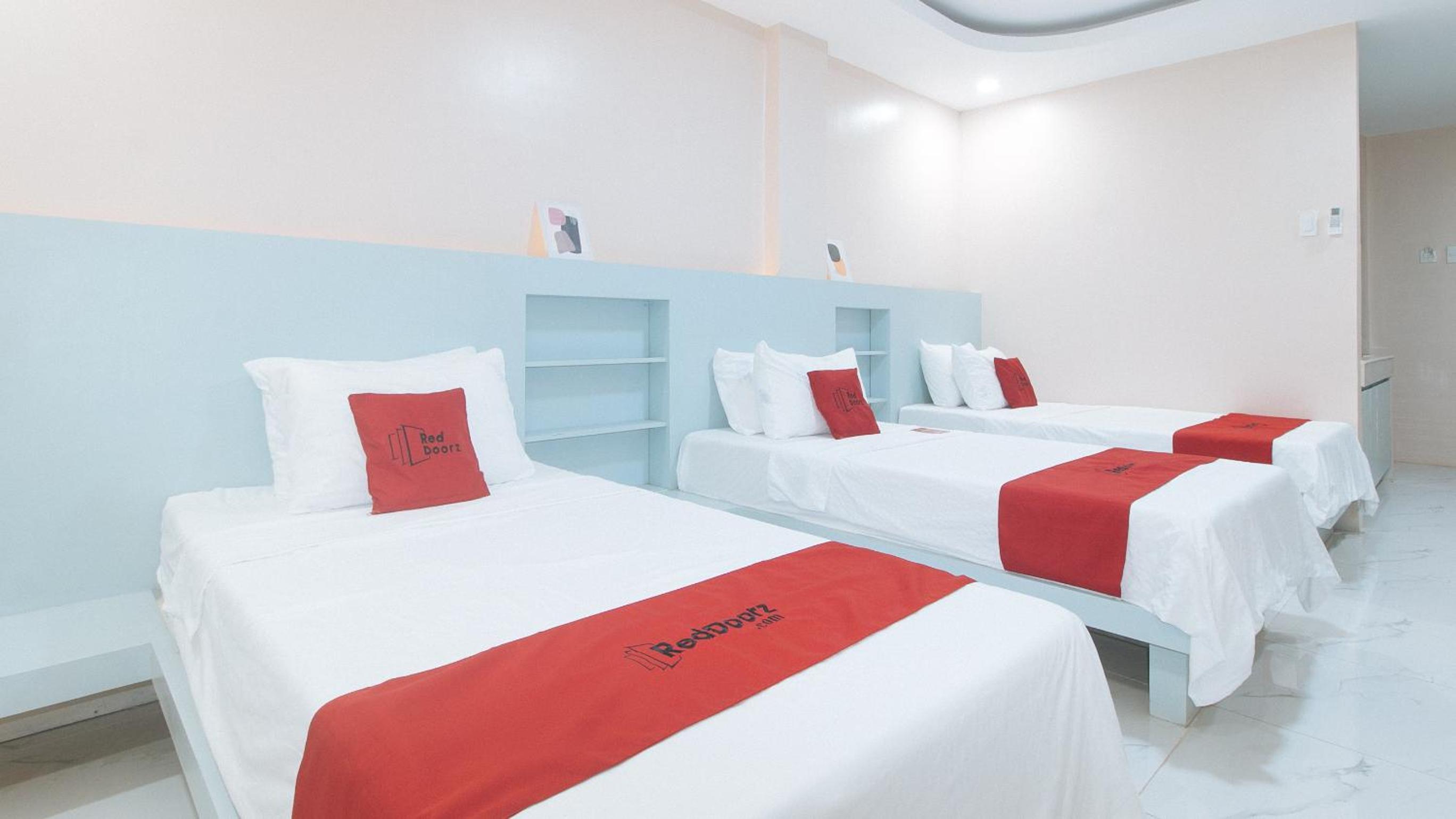 Deluxe Room - Photo 4