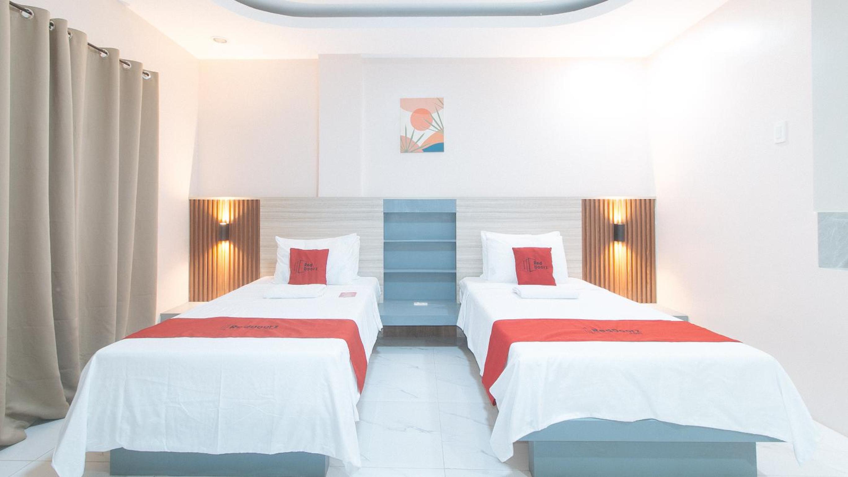 Twin Room - Photo 1